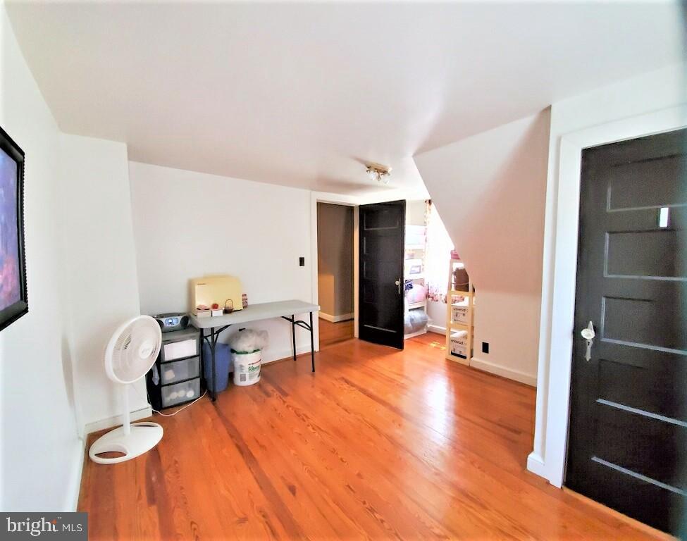 GREENBERRY HILLS - Residential