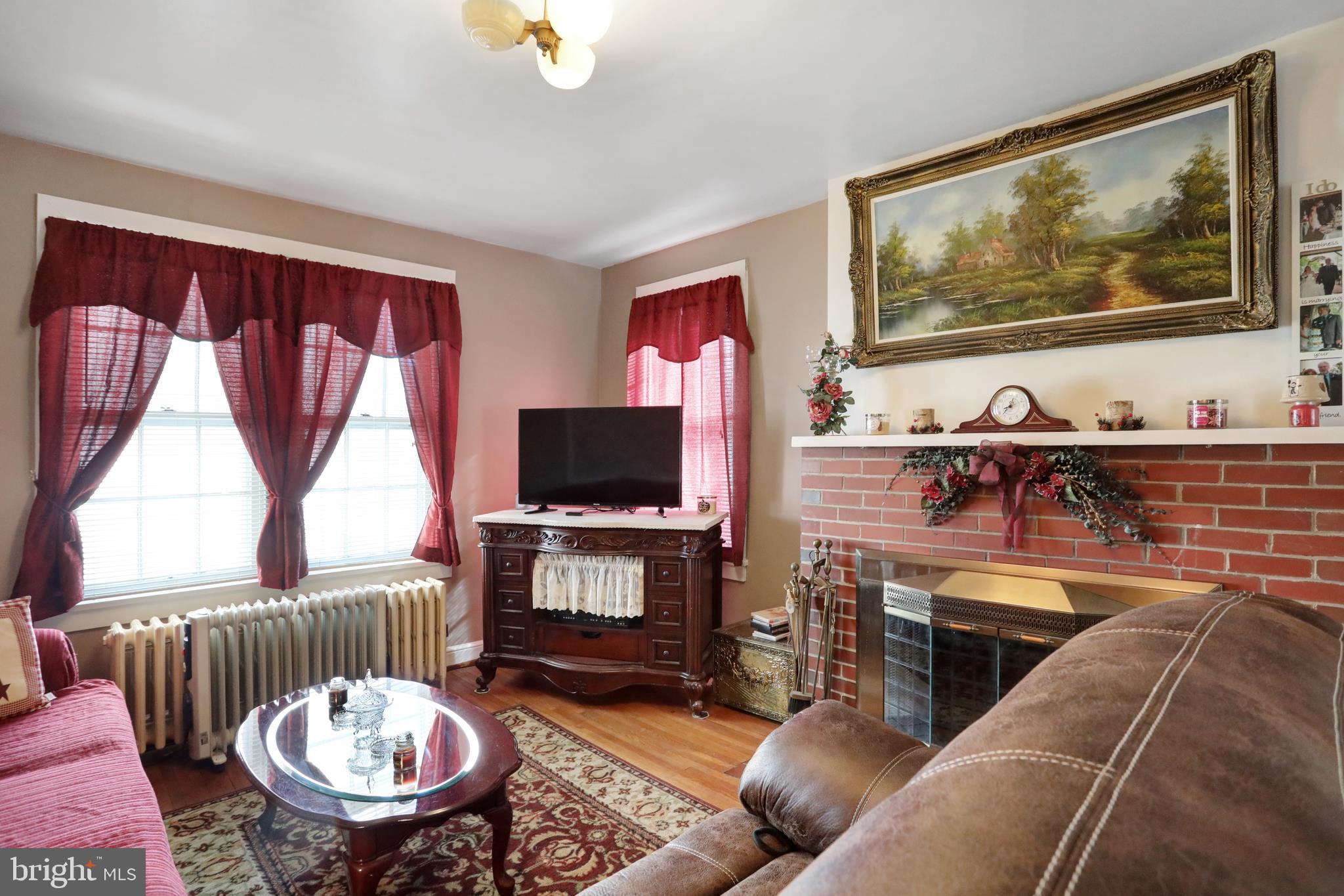 GREENBERRY HILLS - Residential