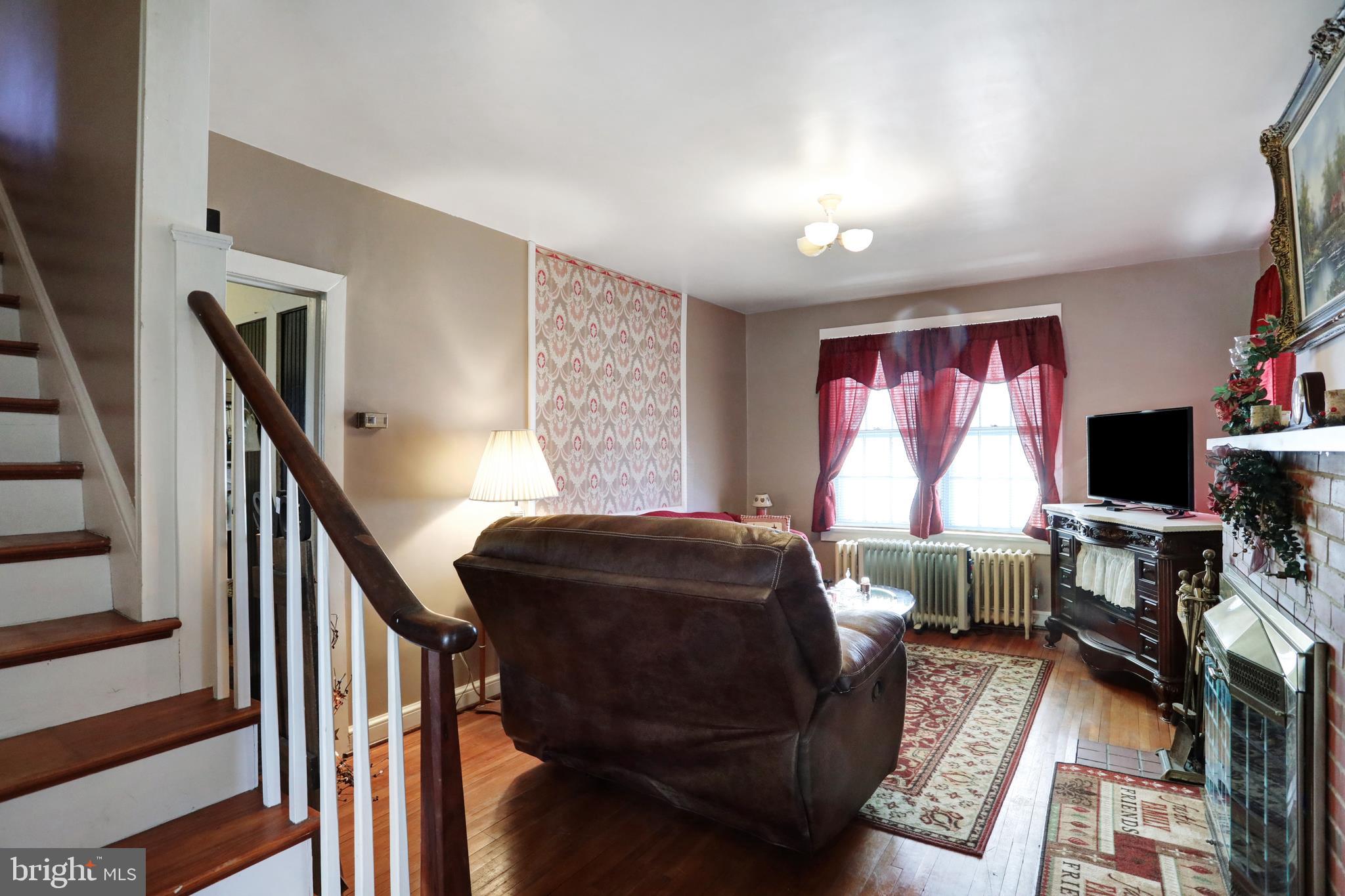 GREENBERRY HILLS - Residential