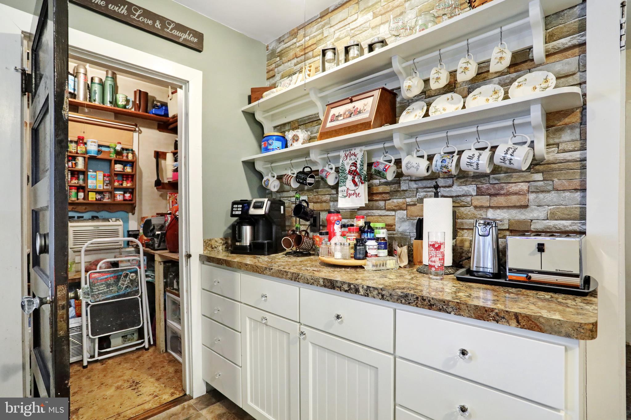 GREENBERRY HILLS - Residential