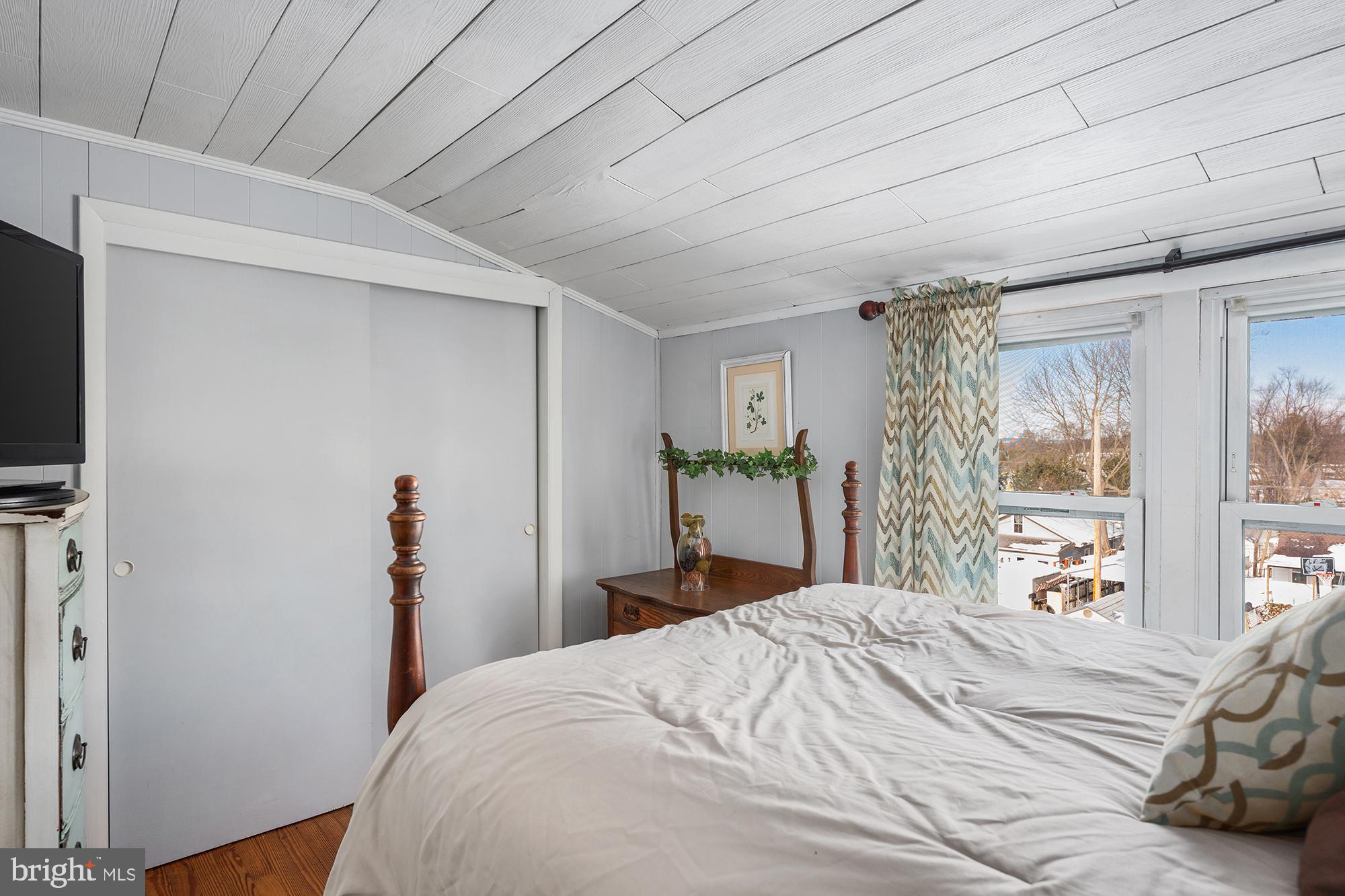 WESTMINSTER ELECTION DISTRICT - Residential