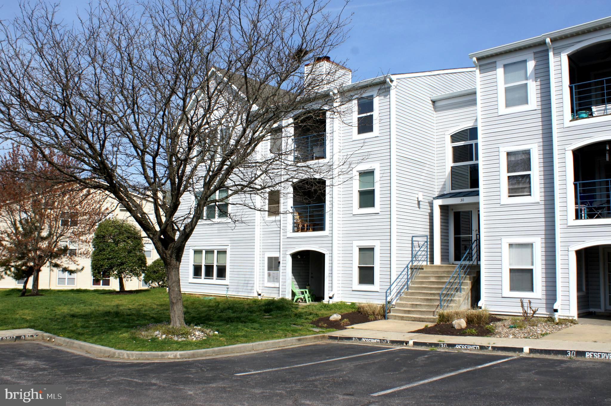 *3 Hours Notice Needed For Showings*Beautifully maintained 2-Bedroom Condo with open space concept, cozy balcony & romantic fireplace. The bonus Den/Office completes the great use of this space. The Great Room is open to the spacious Kitchen, with access to balcony and Den. The exterior grounds are beautiful with grassy open areas for play and enjoyment of nature. The pool & clubhouse are right around the corner! Down the street is a 400 acre waterfront park with dog park. Ride your bike to downtown historic Annapolis and Naval Academy. Grocery shopping and restaurants are less than a mile away. Great location!!!