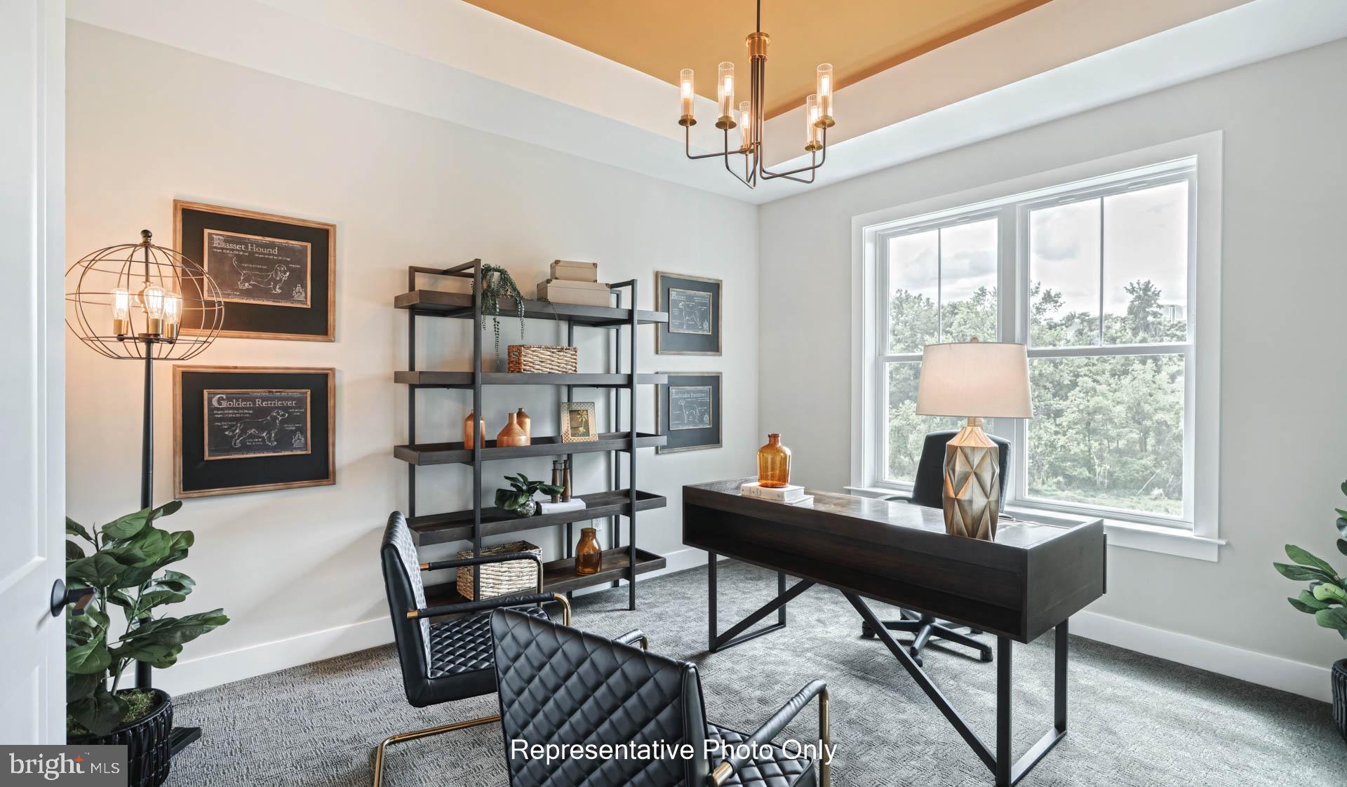 SUMMER LAYNE - Residential