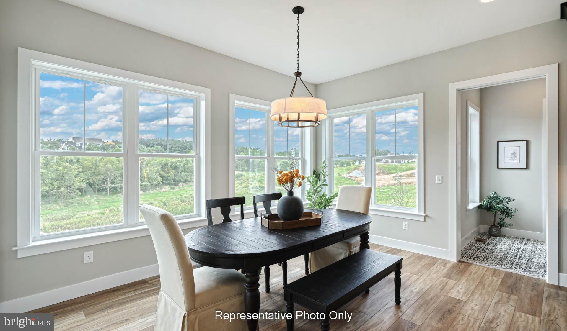 SUMMER LAYNE - Residential