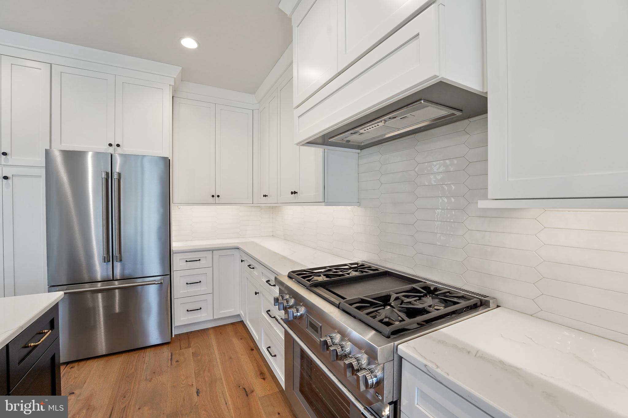 SAWMILL COURT - Residential