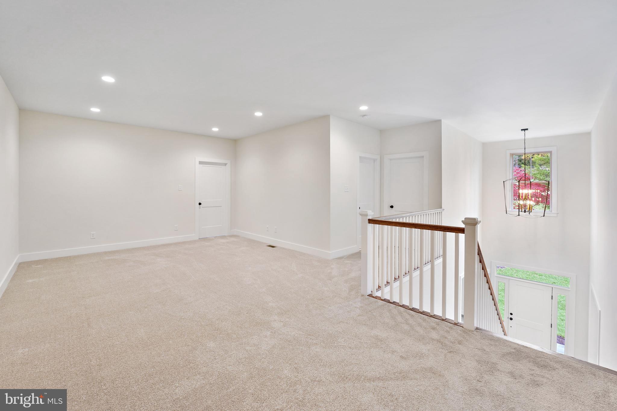 SAWMILL COURT - Residential