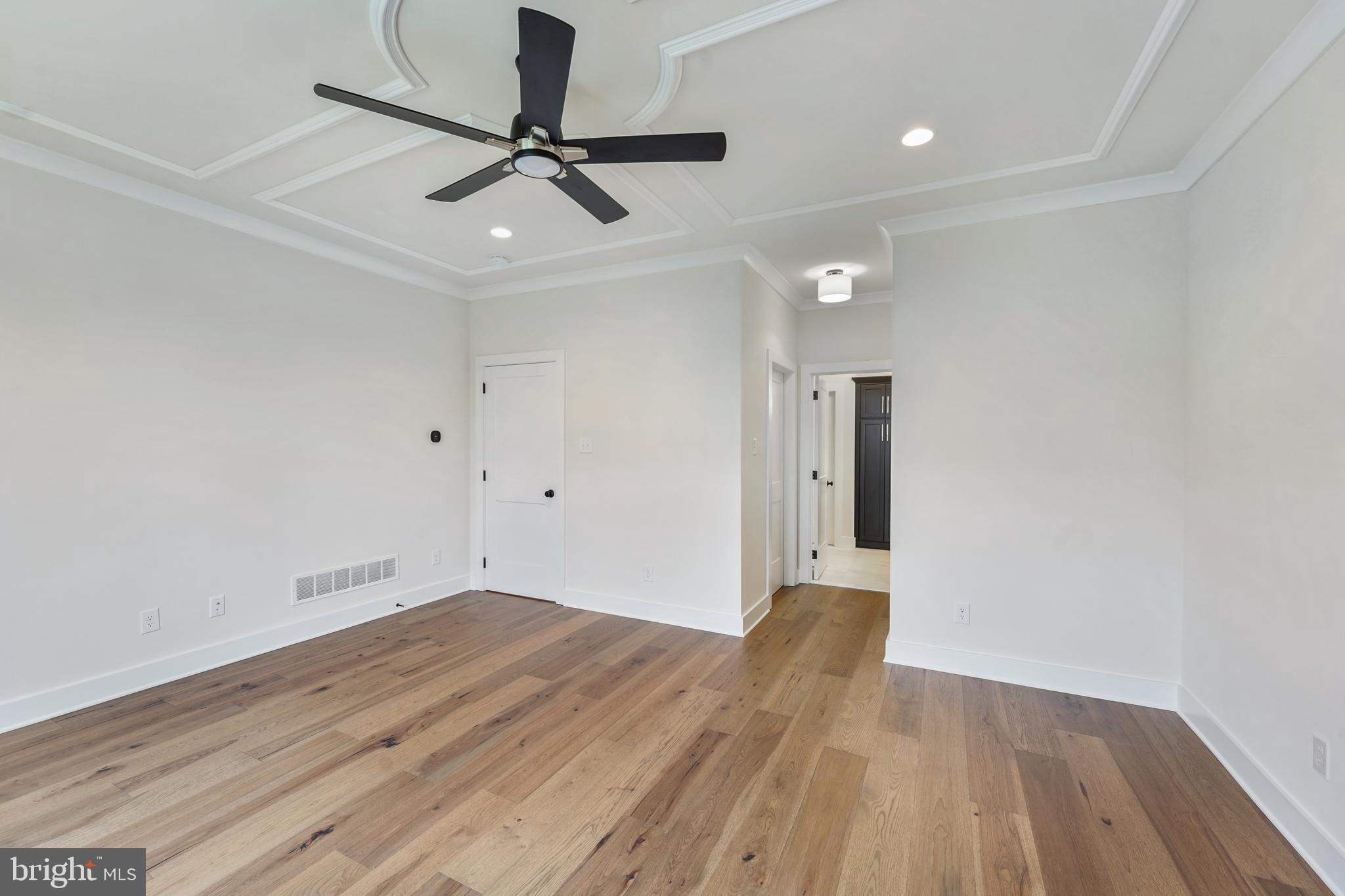 SAWMILL COURT - Residential