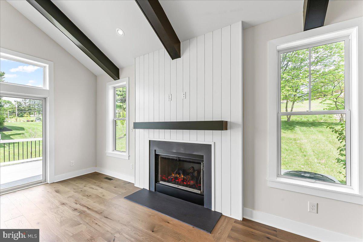 SAWMILL COURT - Residential