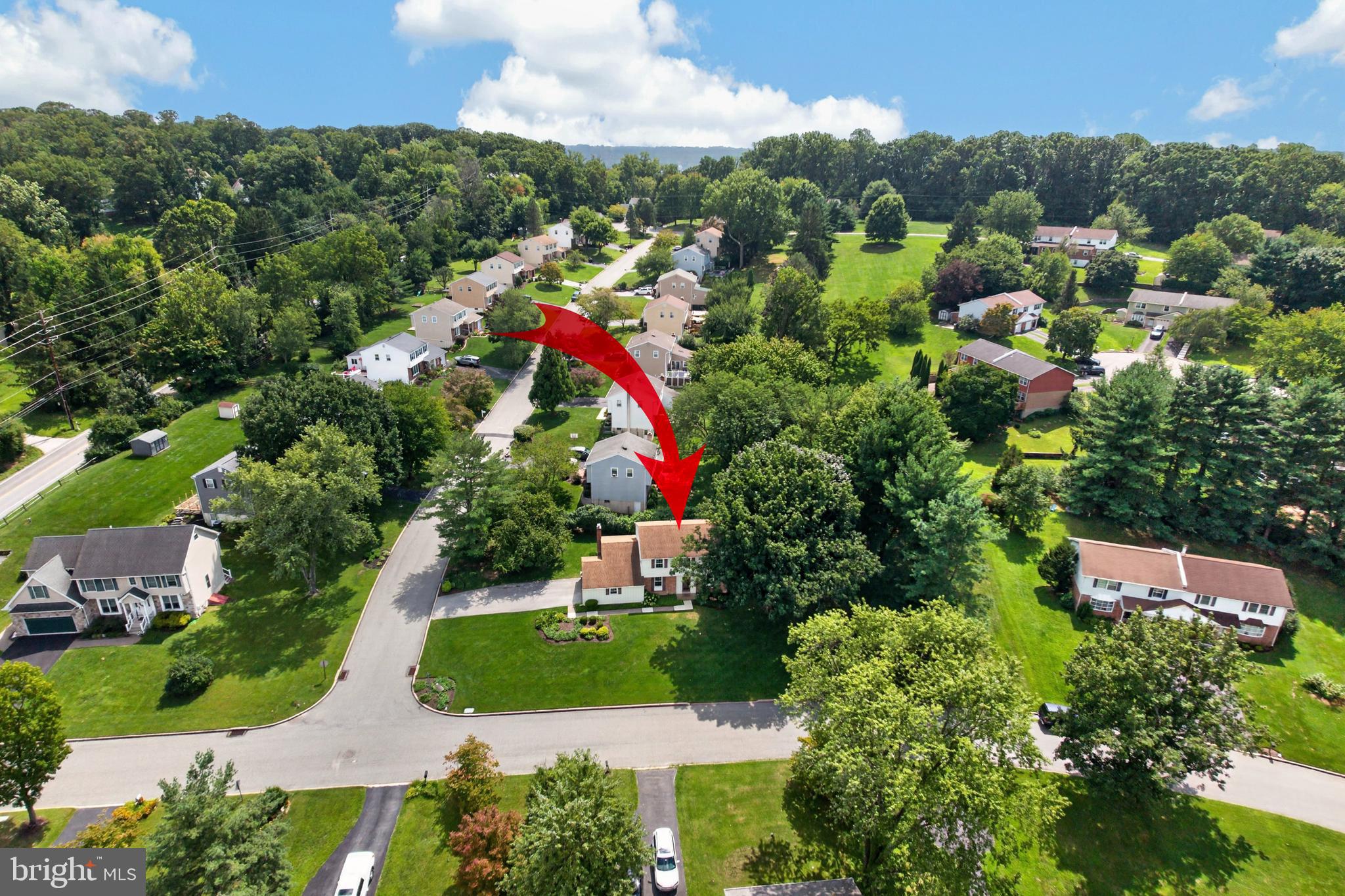600 BRECKNOCK DRIVE