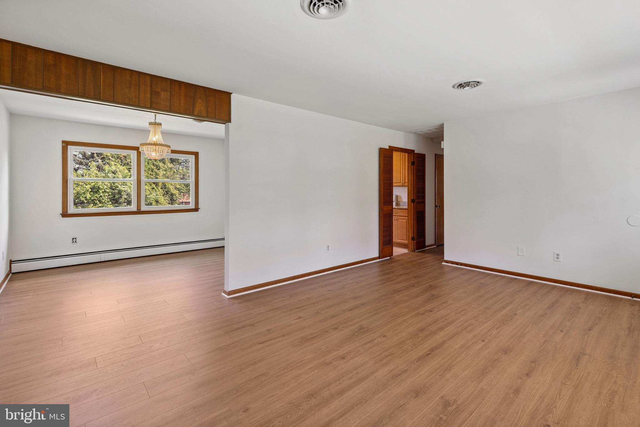 500 PLUMTREE ROAD