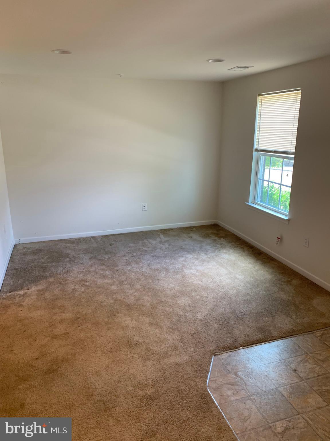 HIGHVIEW AT SOUDERTO - Residential Lease