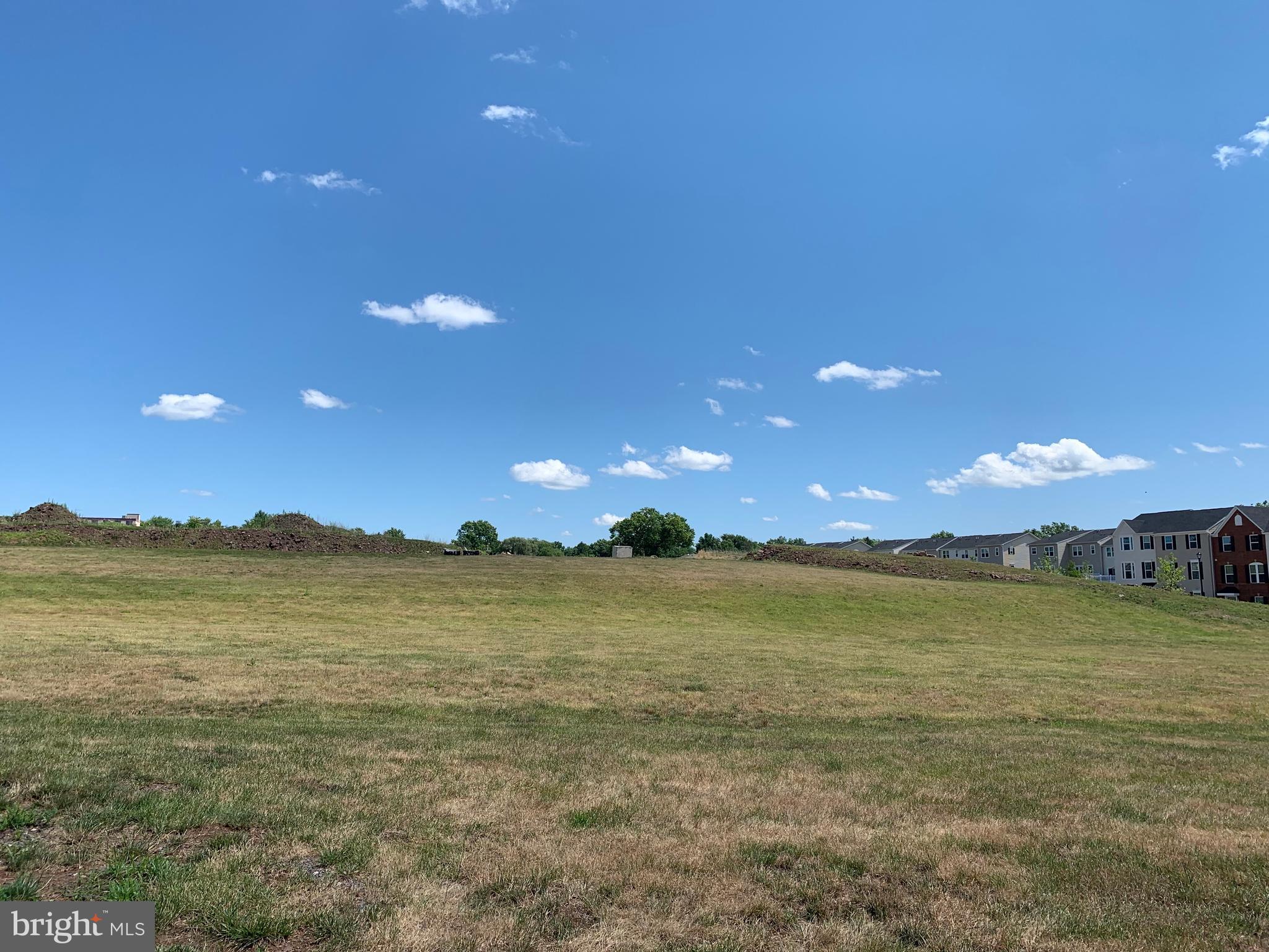 HIGHVIEW AT SOUDERTO - Residential Lease