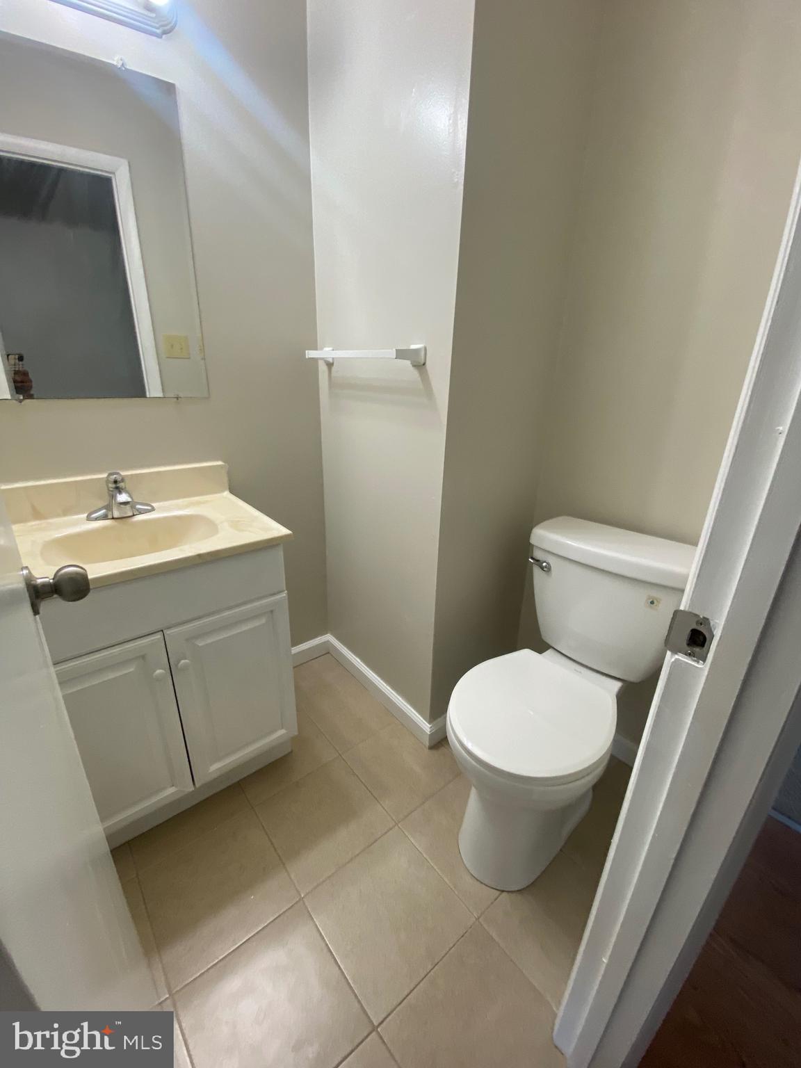 MARINE OAKS VILLAGE - Residential Lease