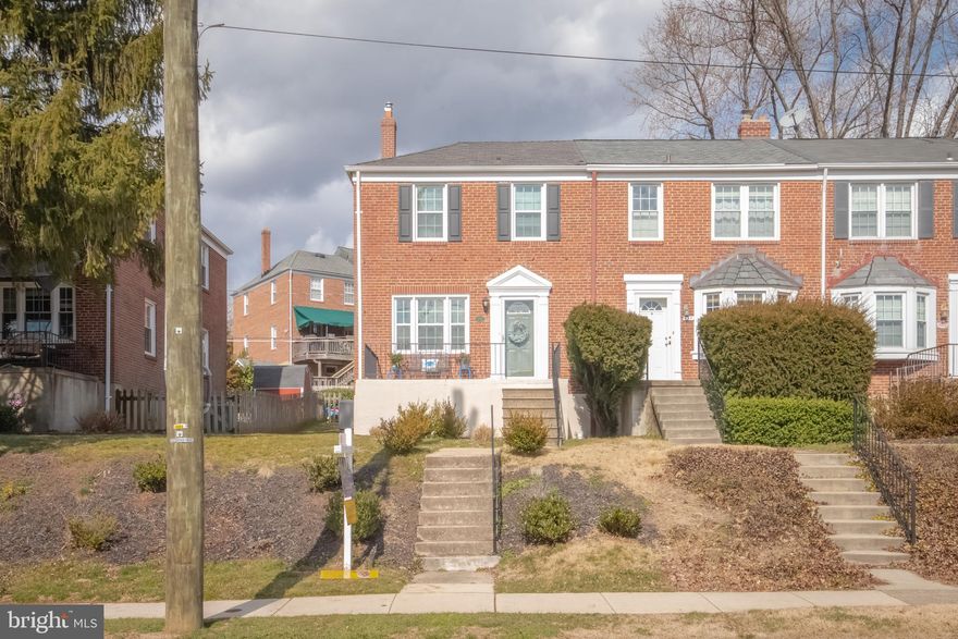 Welcome! When you walk in the front door you get the vibe that this could be the one. And that feeling continues as you walk through to the kitchen and then through the rest of the house. Lovely and amazing updates make this home completely move-in ready-and not just in words. 
AND -- you can easily park in the rear of the property!  With southern exposure, it is a bright and sunny home with a wonderful open floor plan and a newly renovated kitchen space with an island.  The patio space is a direct walk-out from the kitchen. No steps! Terrific space for outside meals or firepit time. The lower level is spacious and updated with new carpeting and recessed lighting. The laundry center and full bath are just beyond, in the large and bright rear section where there is plenty of storage space and lovely vinyl flooring. The main bedroom has a larger closet than most with great space and the beautiful bathroom was recently renovated.  Many recent updates make this house a no-brainer: New roof: 2019, gutters, downspouts, attic insulation: 2019, lower level glass block windows:2019,  new kitchen and baths renovation: 2020, new frig and microwave: 2020, all new vinyl replacement windows: 2020, new carpeting: 2020. HVAC has been serviced twice a year by BGE Home.   Check out the pics and then come see for yourself.