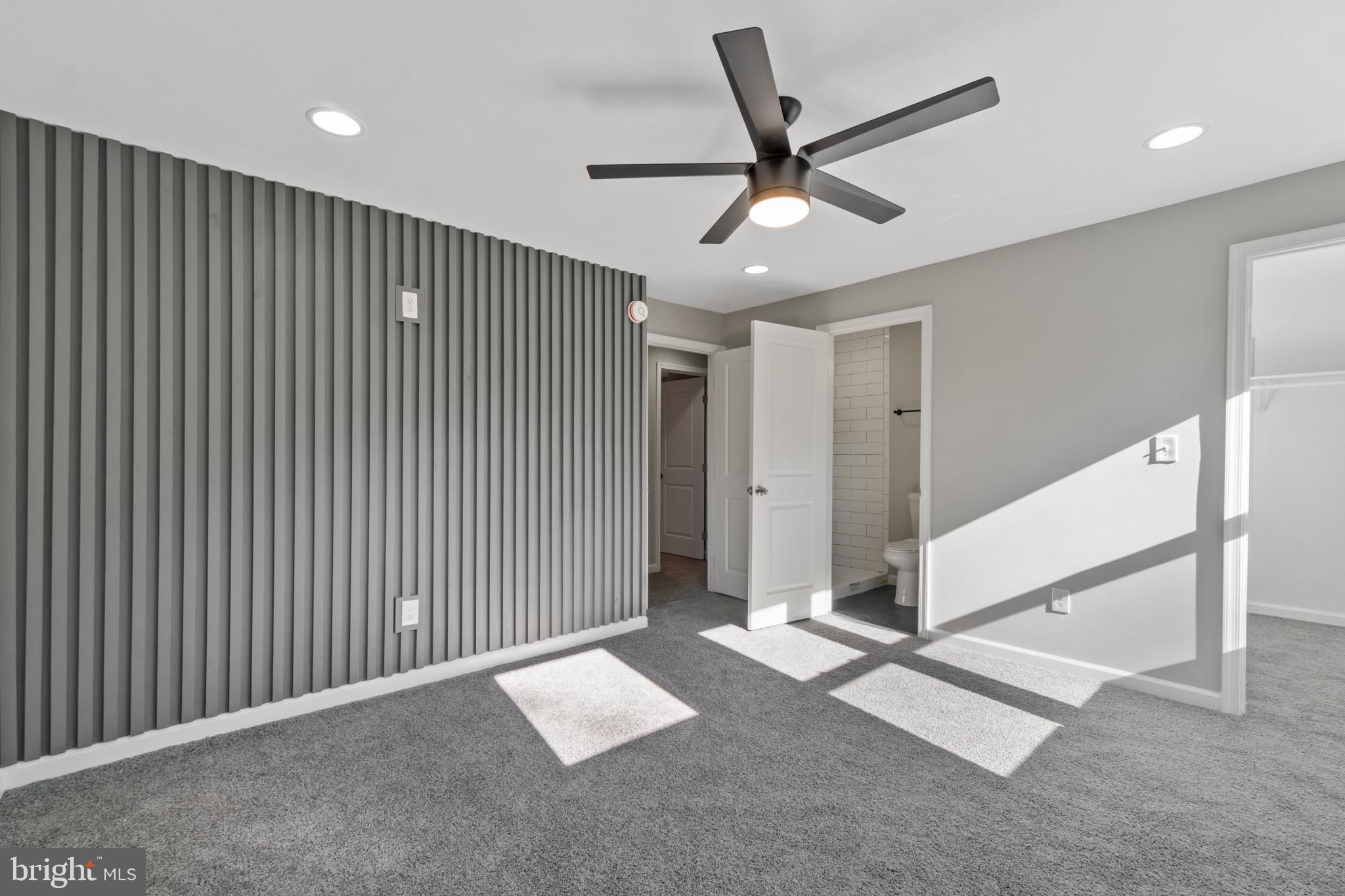 GLEN OAKS - Residential