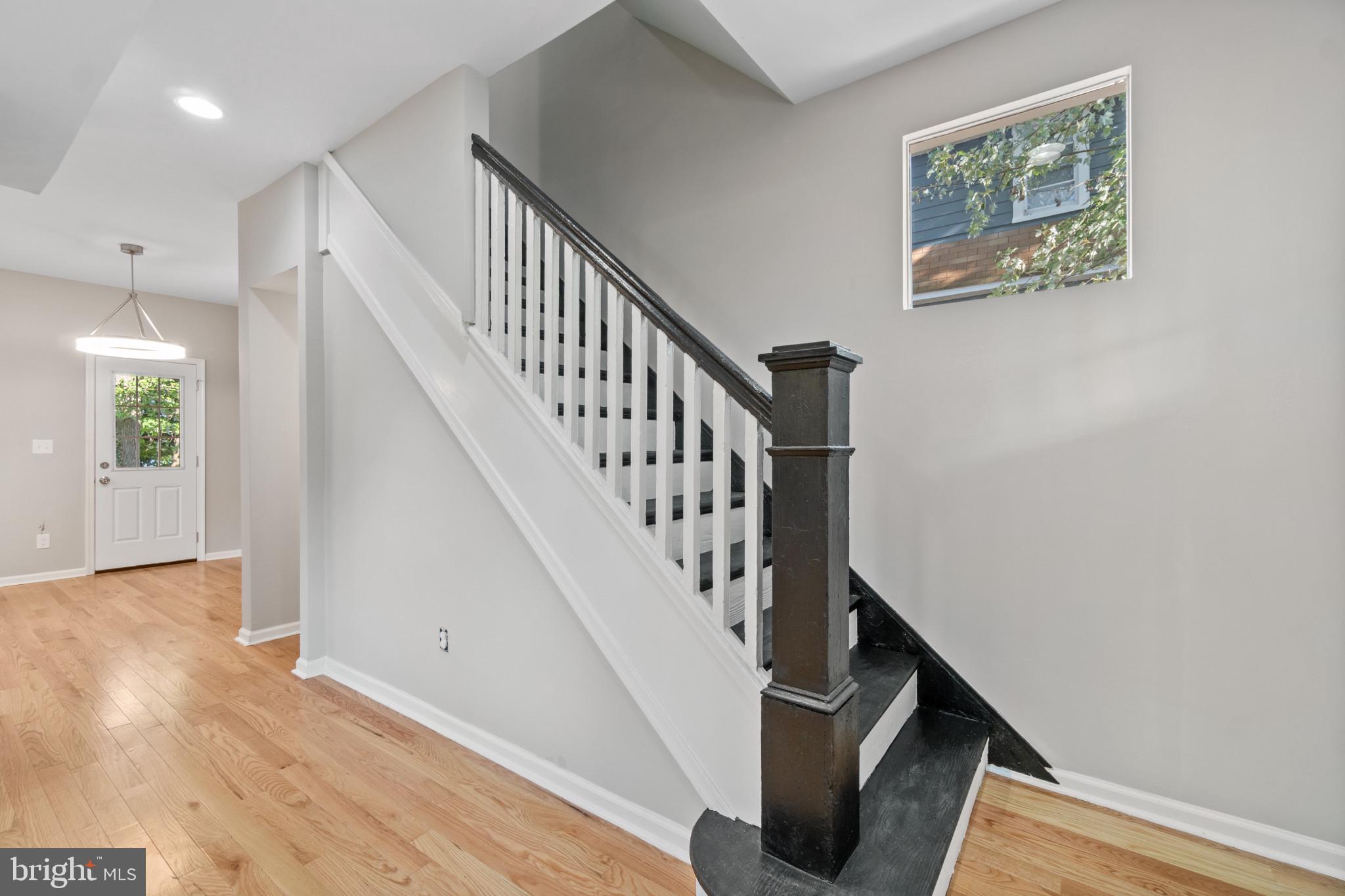 GLEN OAKS - Residential