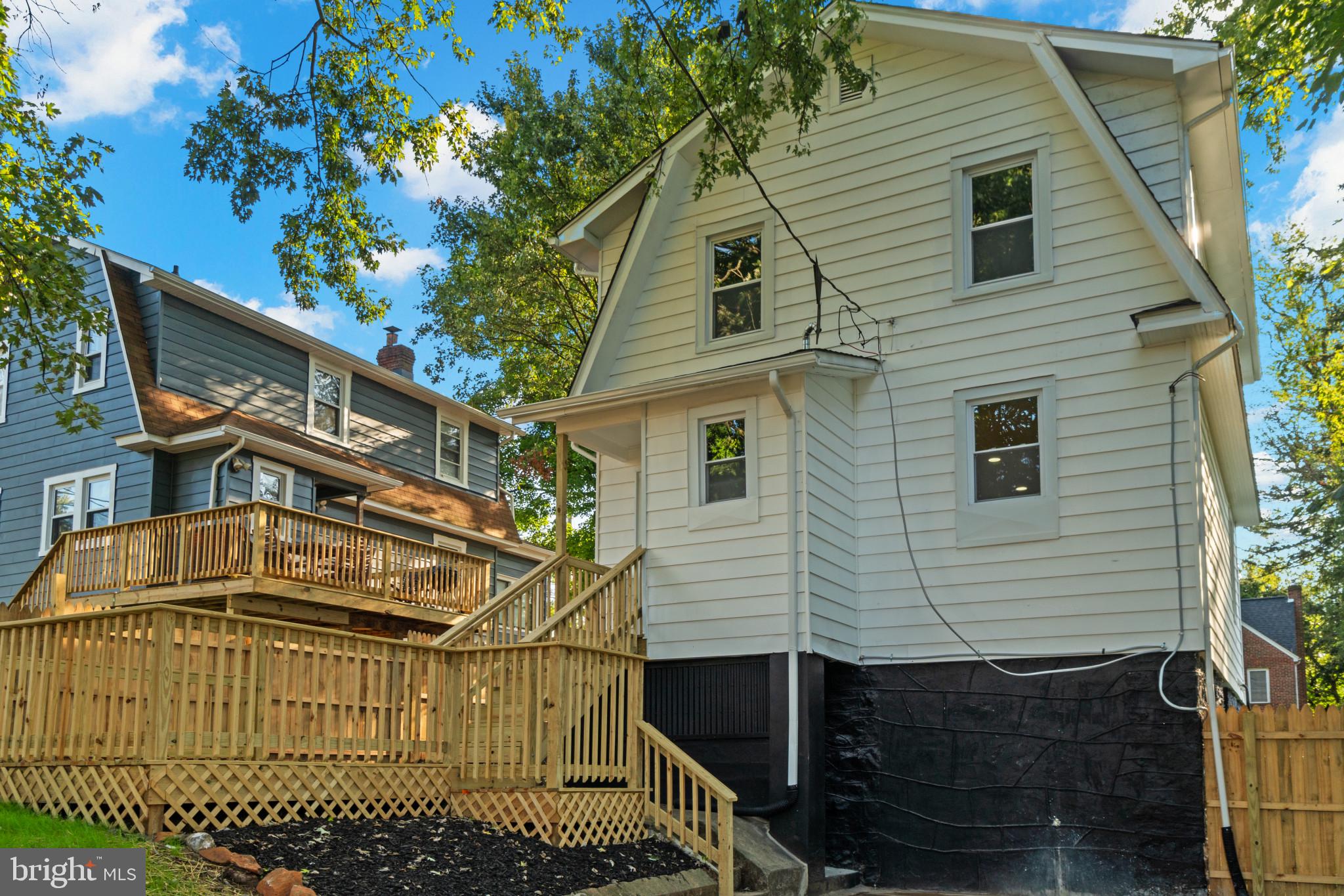 GLEN OAKS - Residential