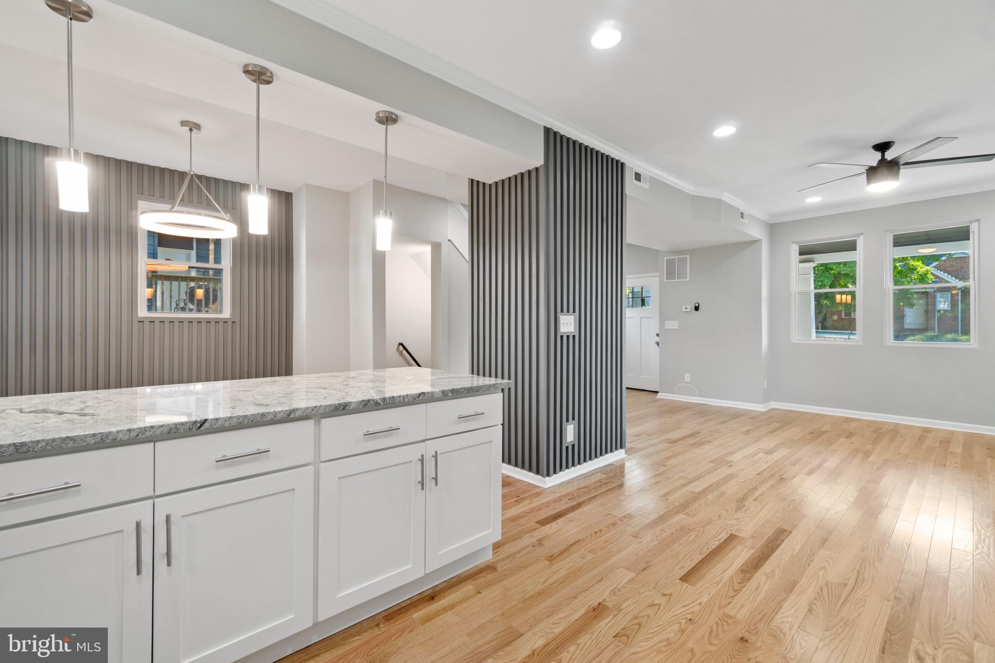 GLEN OAKS - Residential