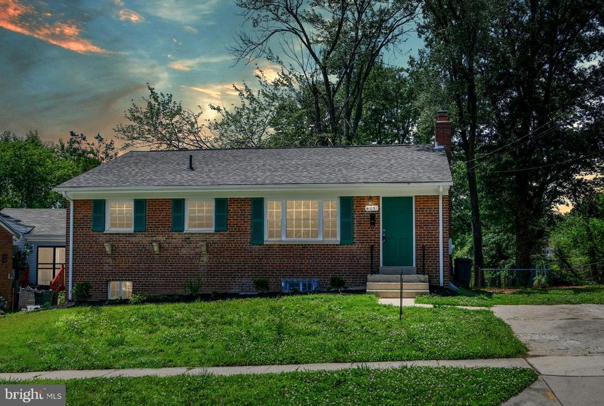 Beautifully renovated 3 bedrooms, 2 full baths rambler. Featuring wood floors, new ceramic flooring, fresh paint, New kitchen with SS appliances and granite counter top. Basement with Den, full bath and living room and laundry room. Fenced backyard, New driveway, window and roof.  Starter home, Convenient Location