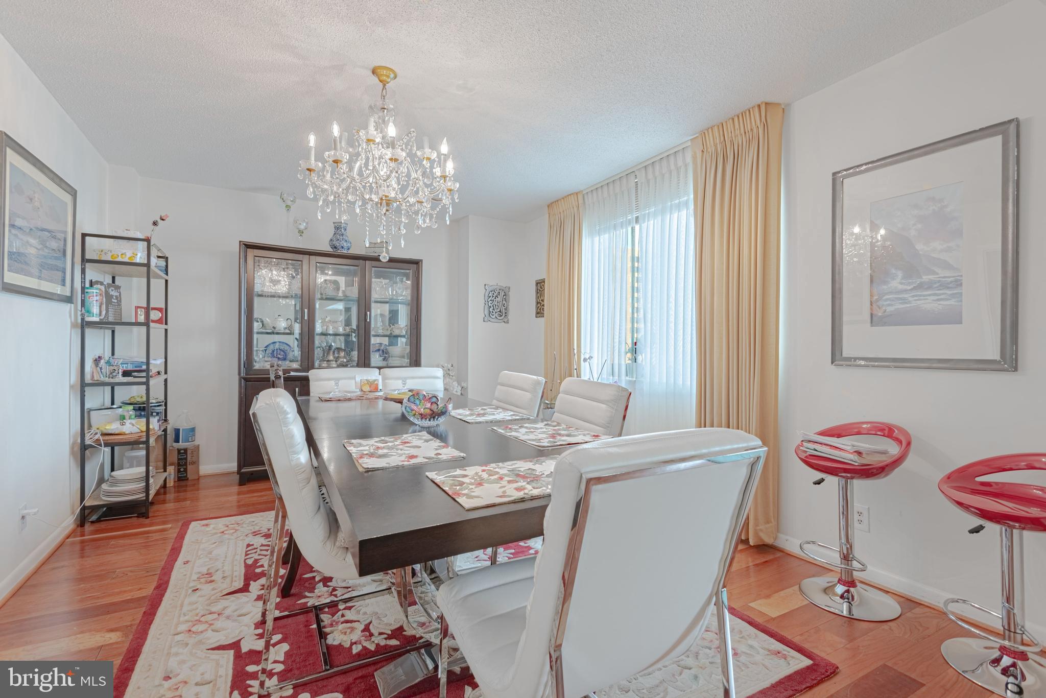 SKYLINE SQUARE CONDO - Residential Lease