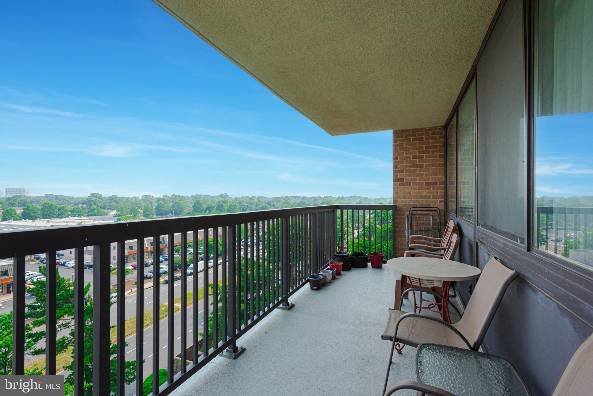 SKYLINE SQUARE CONDO - Residential Lease
