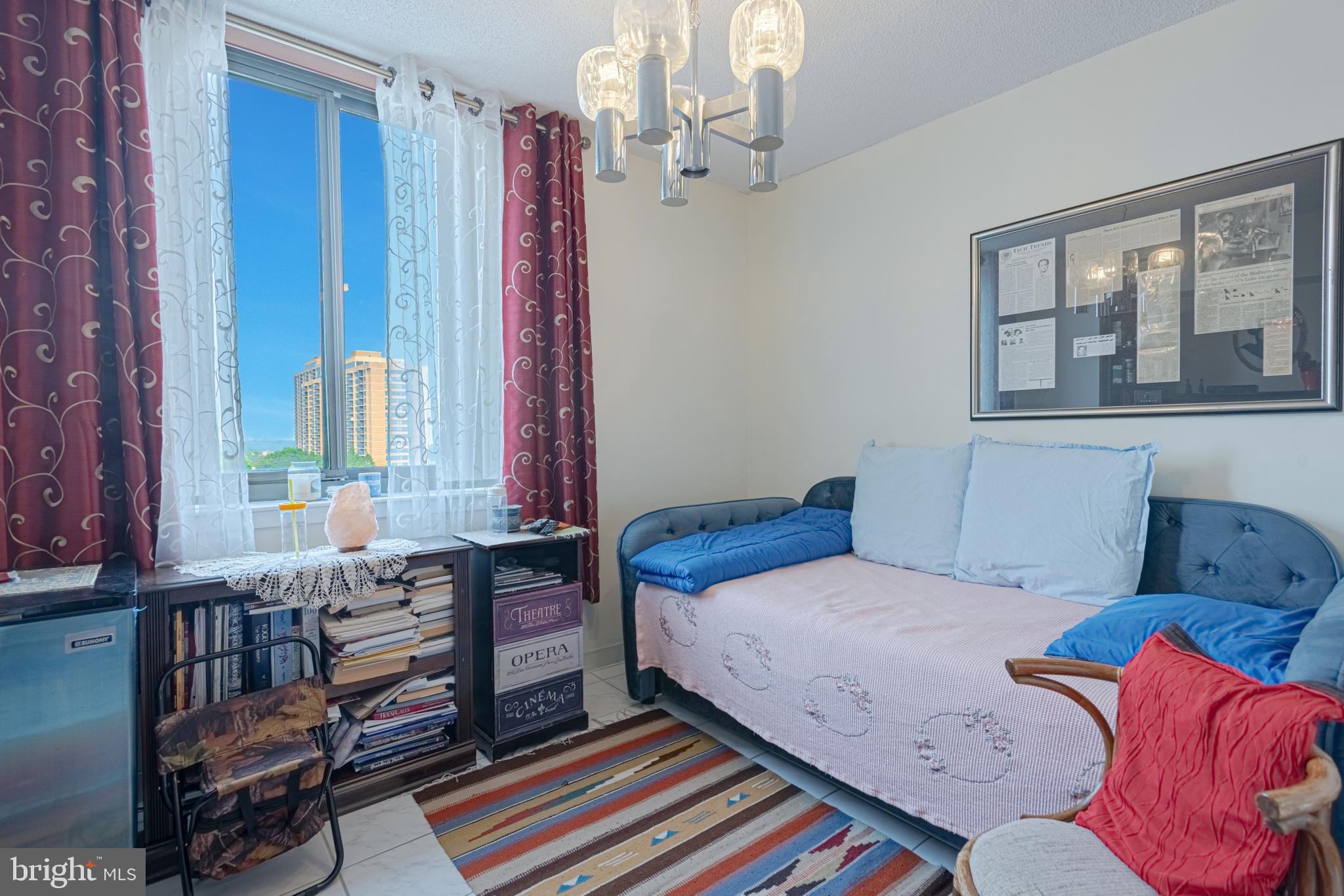 SKYLINE SQUARE CONDO - Residential Lease