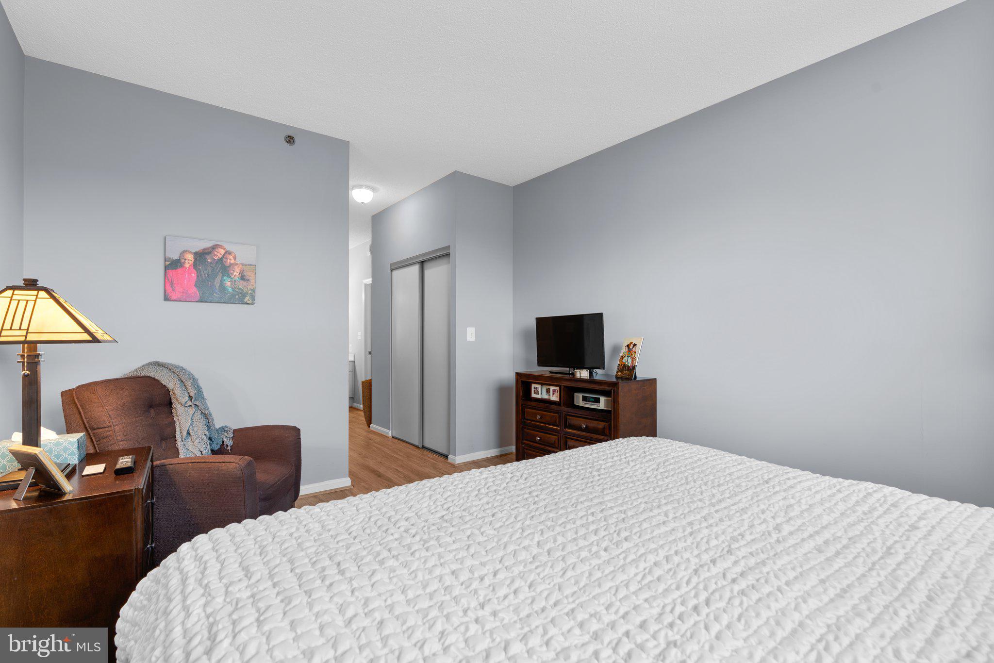 VANTAGE POINT WEST AT LW - Residential