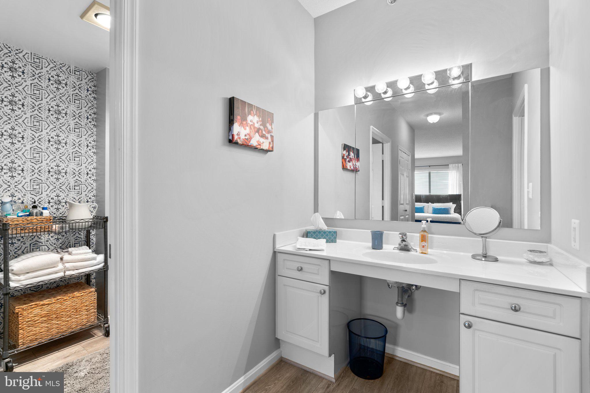 VANTAGE POINT WEST AT LW - Residential