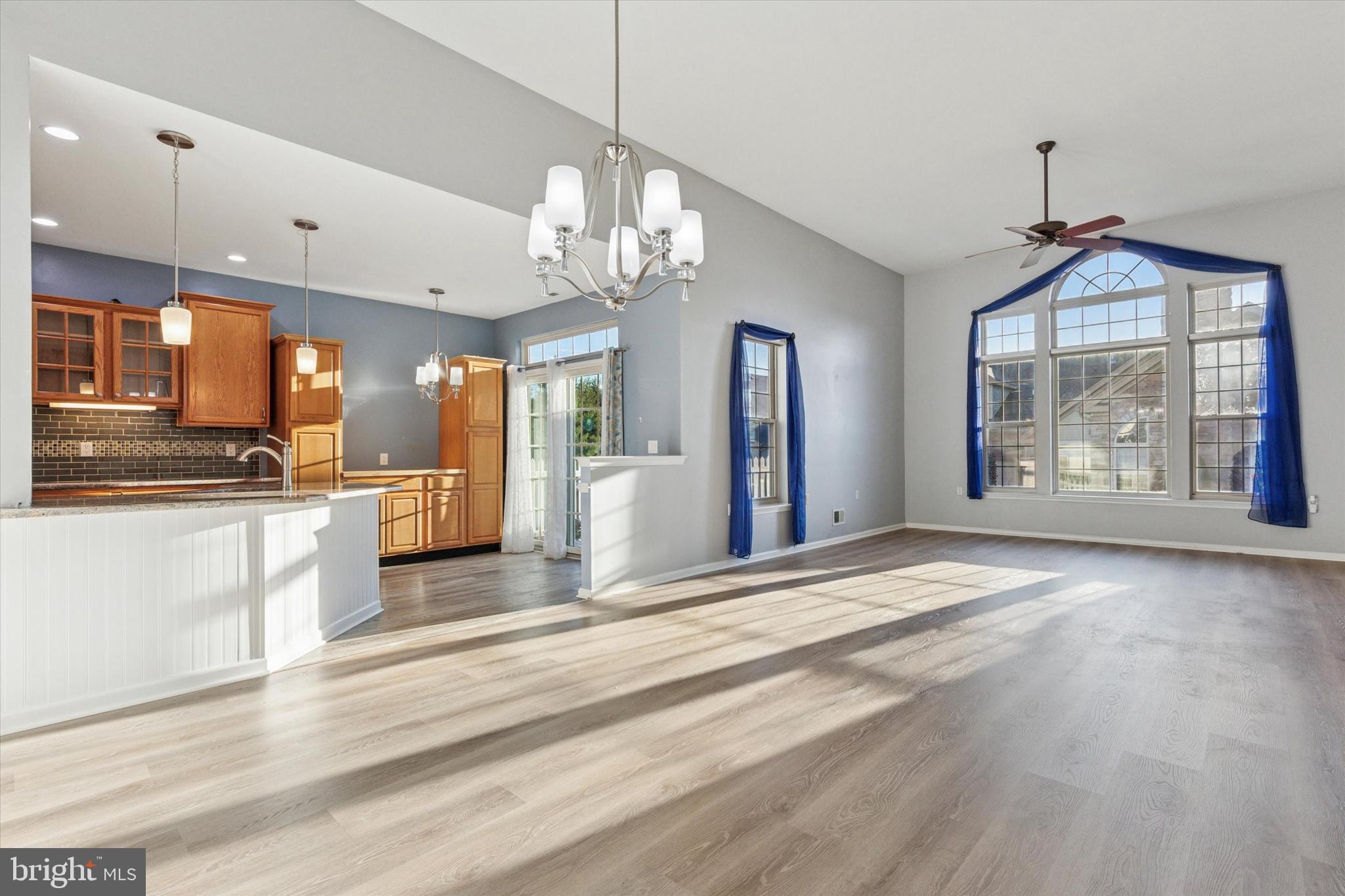 LEGACY OAKS - Residential