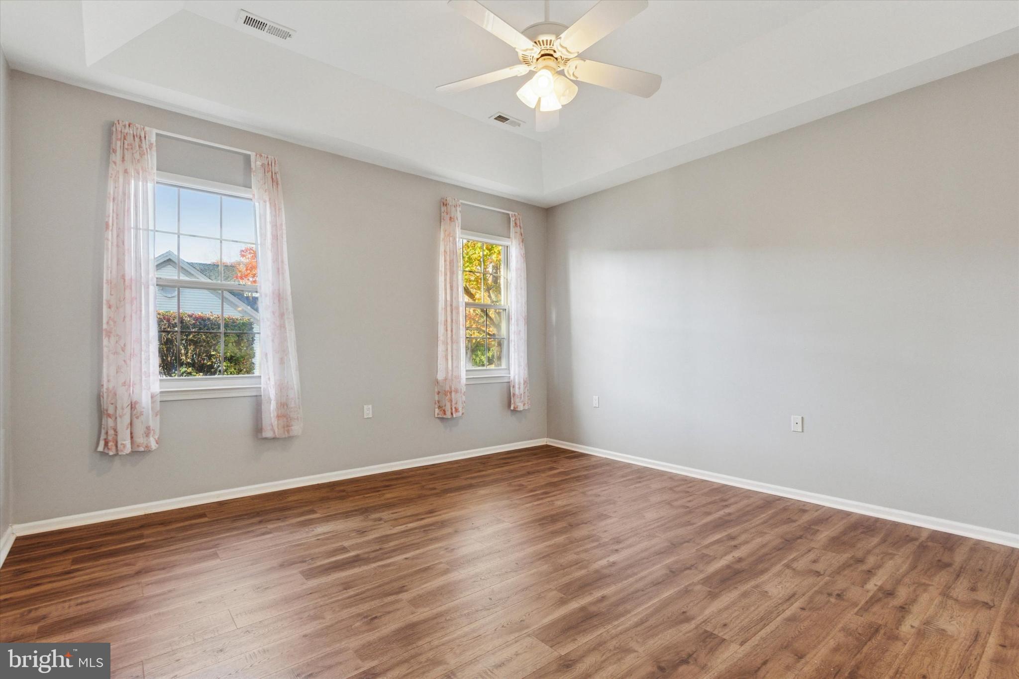 LEGACY OAKS - Residential