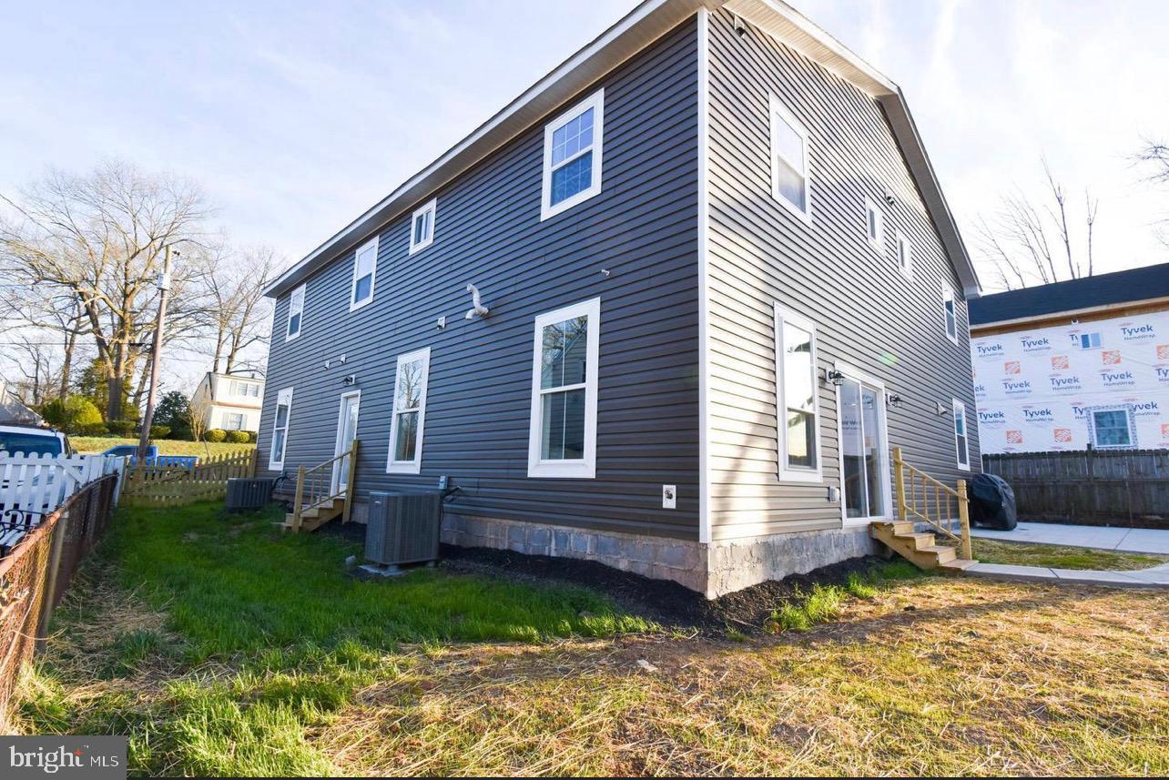 MANASSAS PARK - Residential