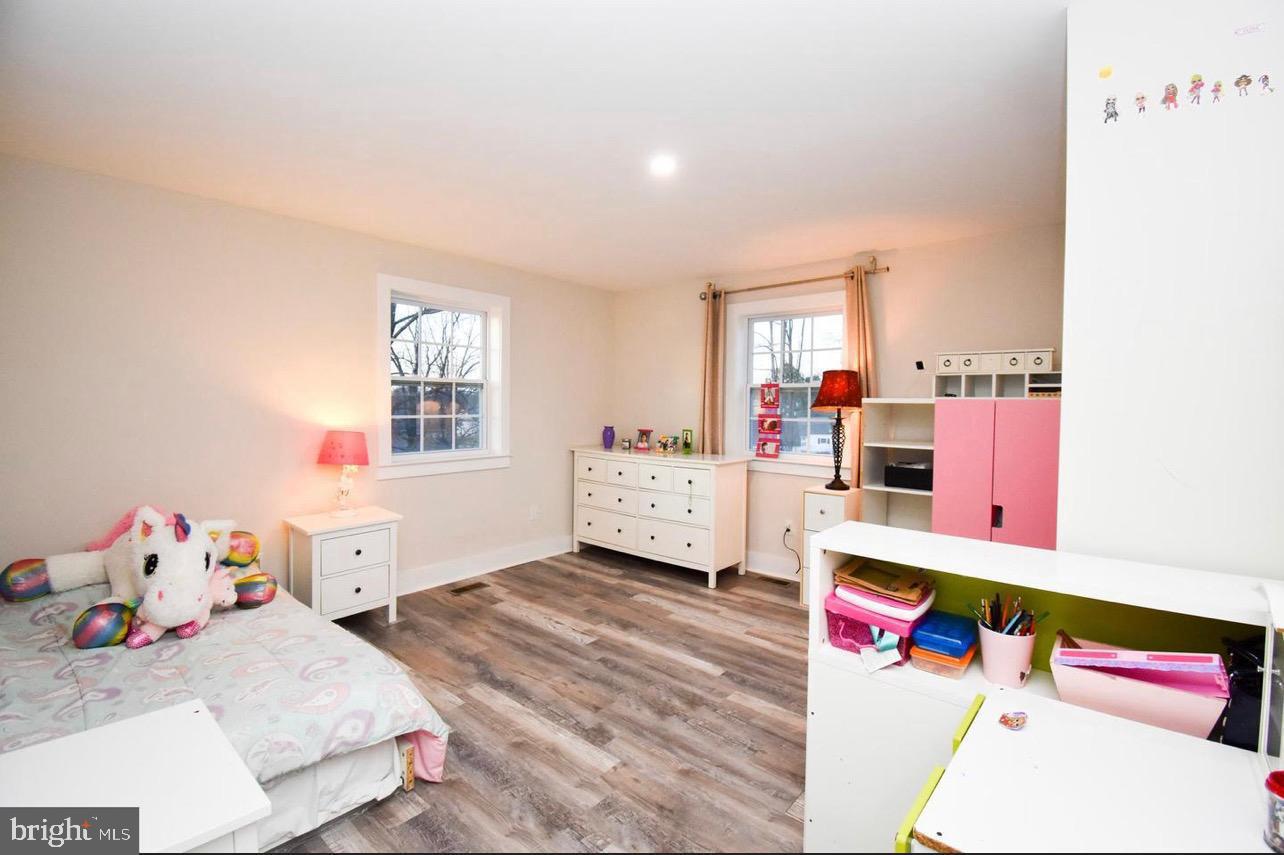 MANASSAS PARK - Residential