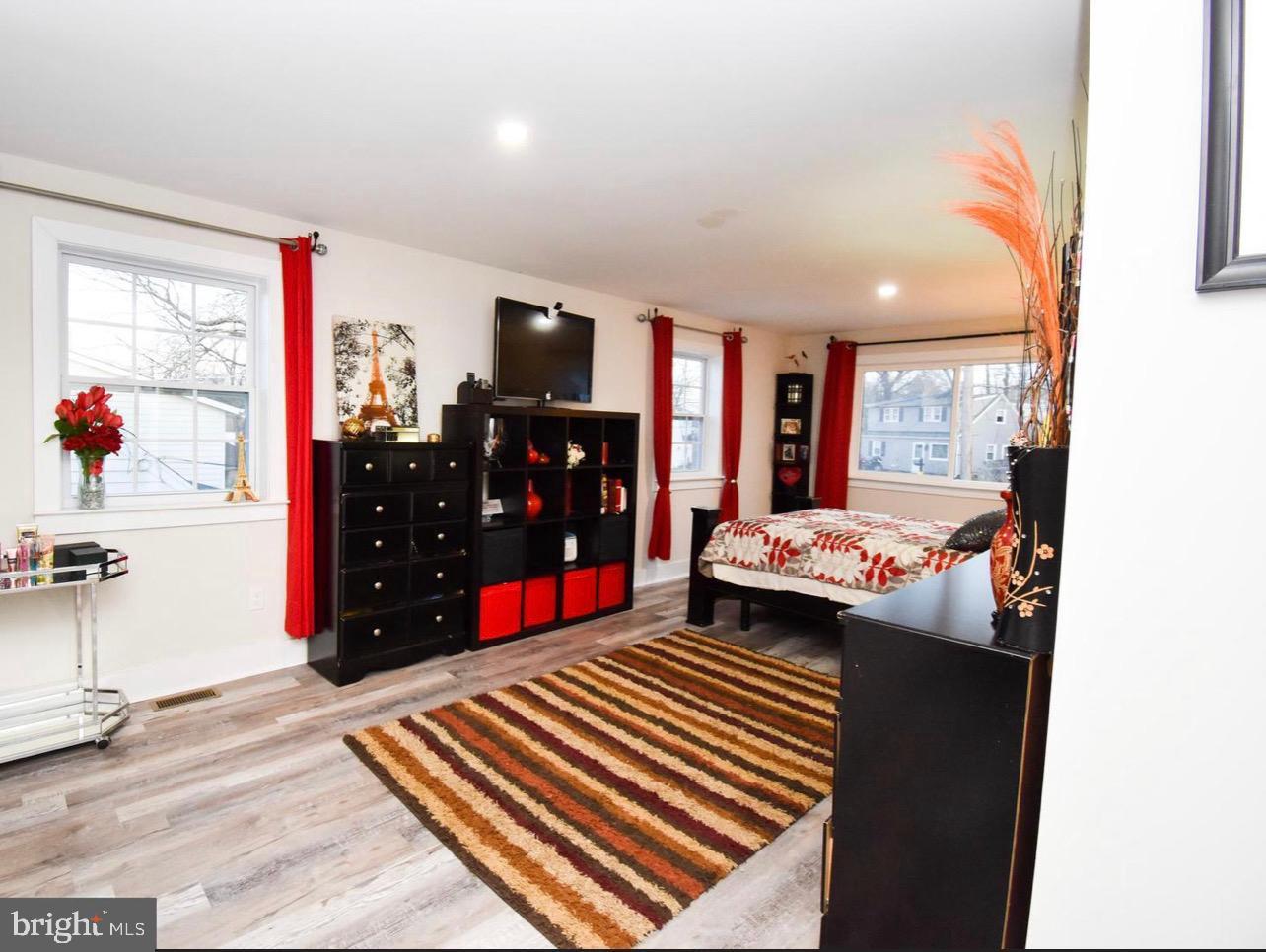 MANASSAS PARK - Residential