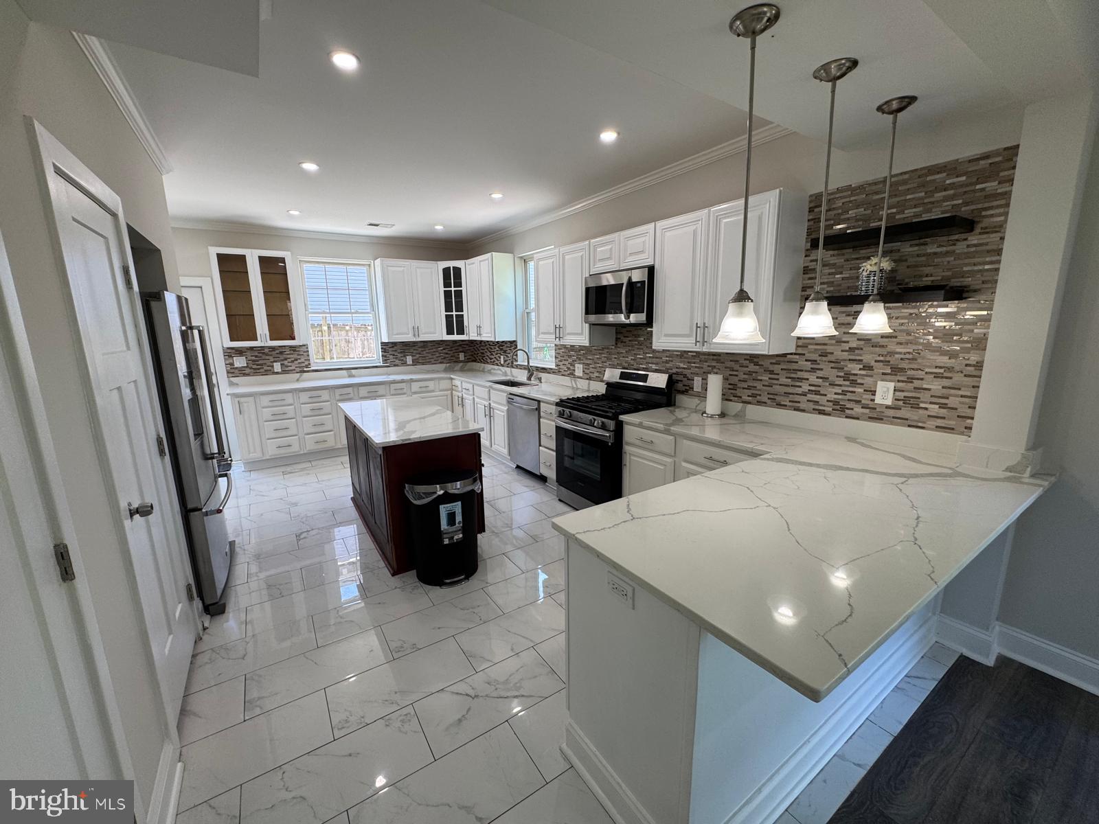 MANASSAS PARK - Residential