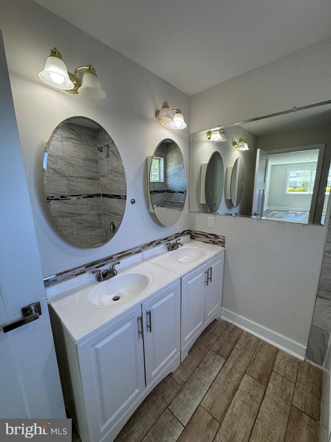 MANASSAS PARK - Residential