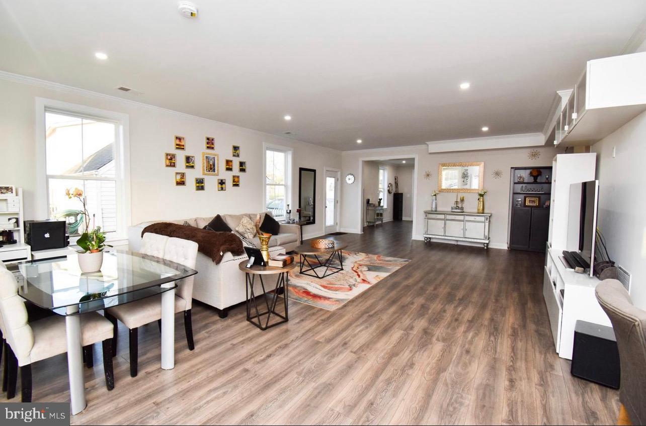 MANASSAS PARK - Residential