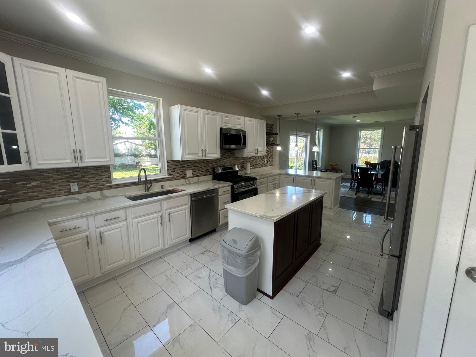 MANASSAS PARK - Residential