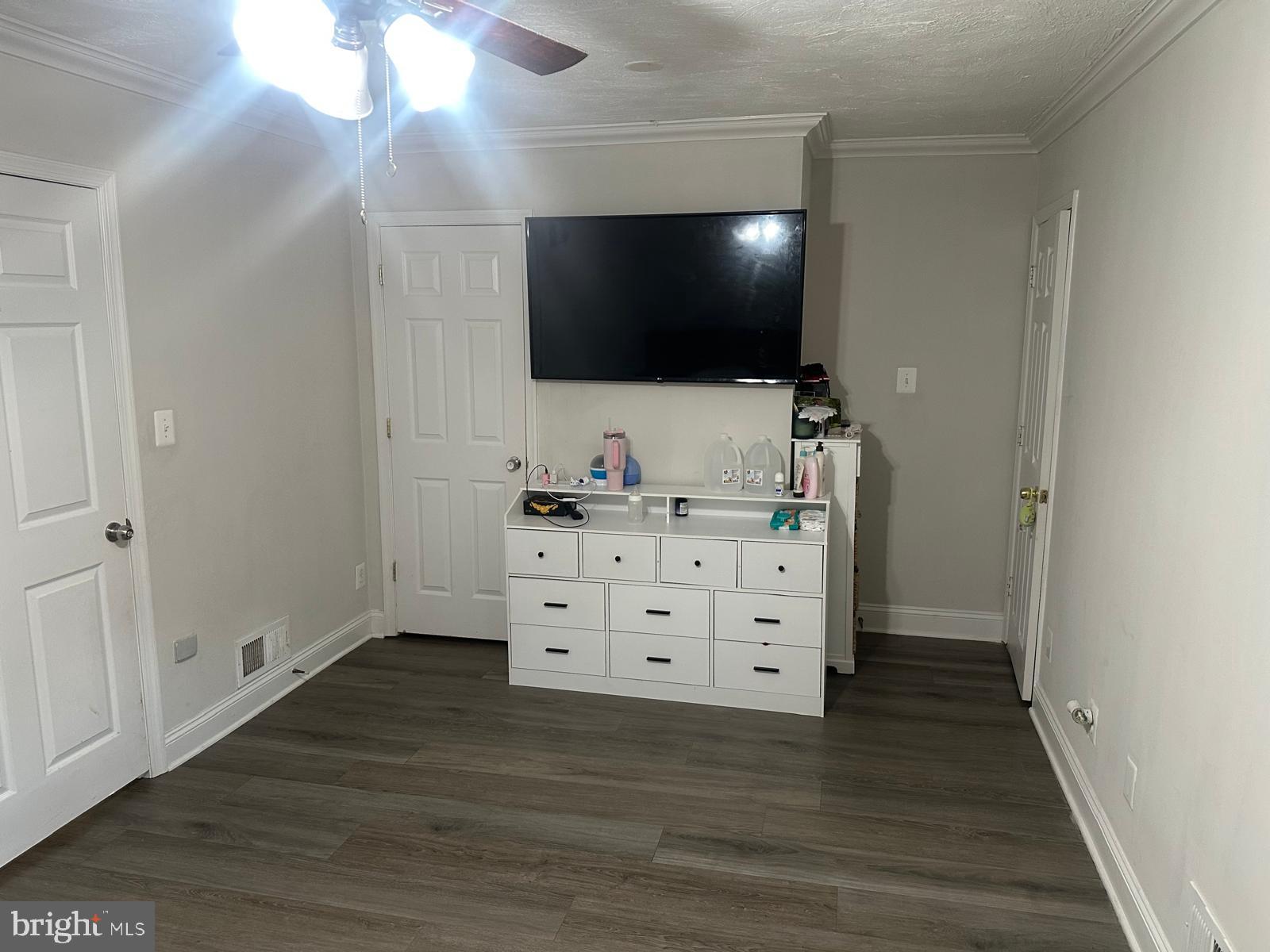 MANASSAS PARK - Residential