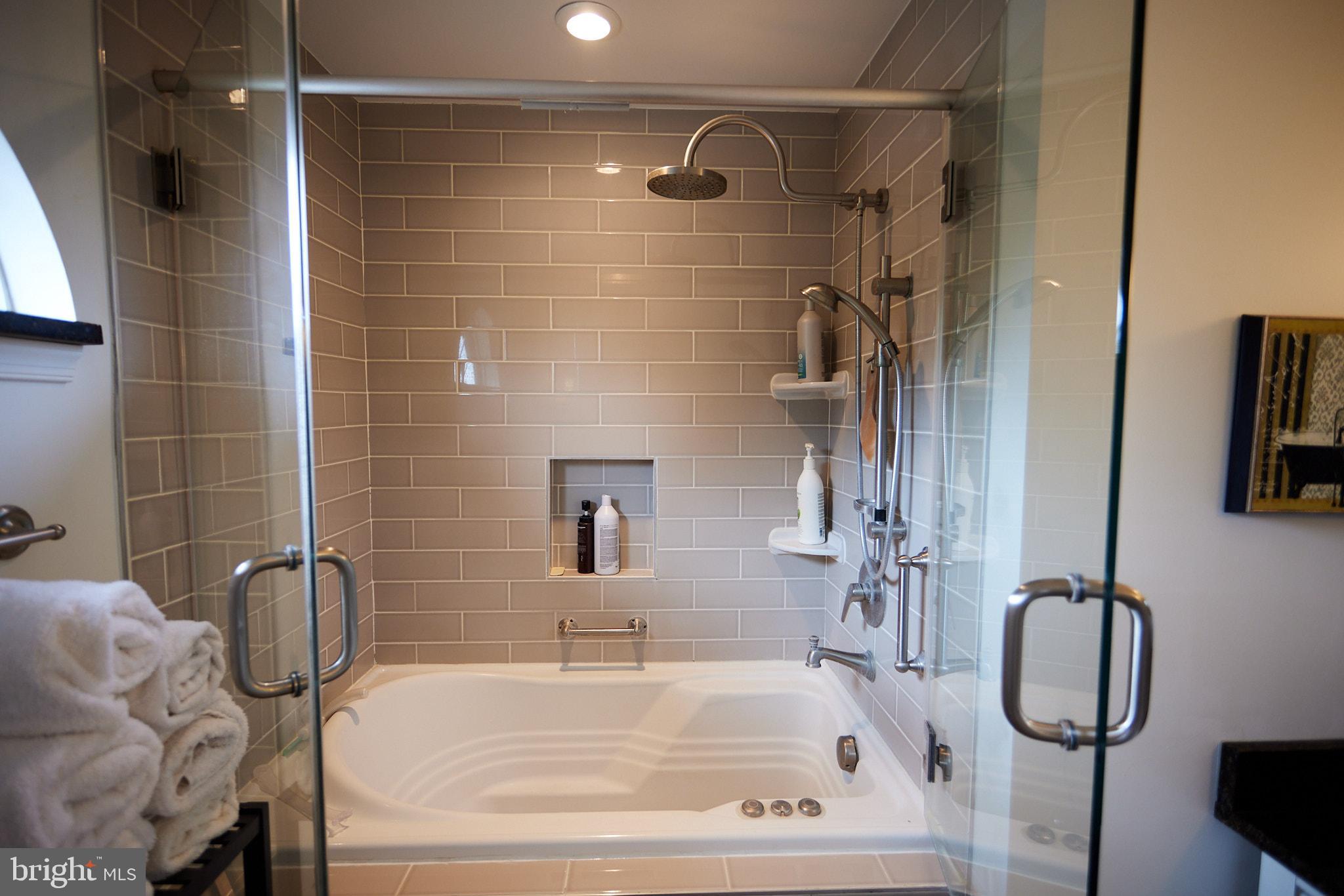 CEDARBROOK CROSSIN - Residential