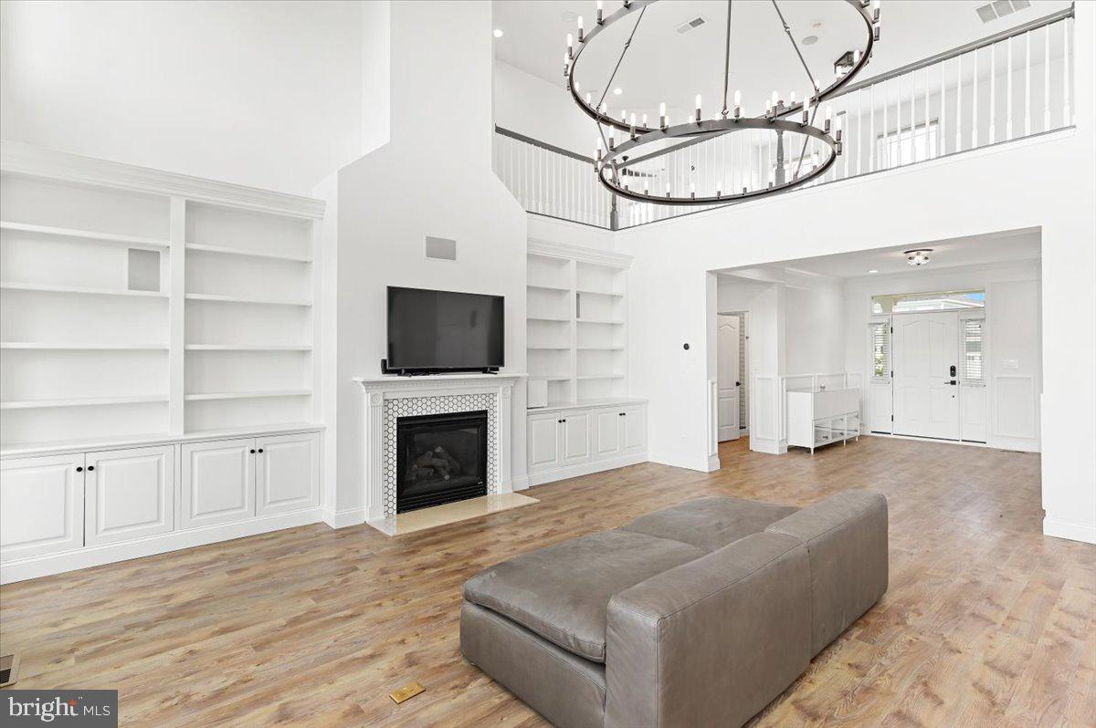 GLENRIDDLE - Residential