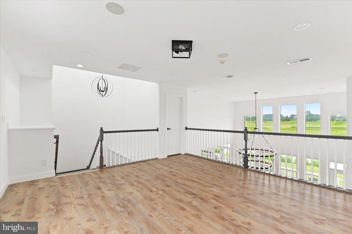 GLENRIDDLE - Residential