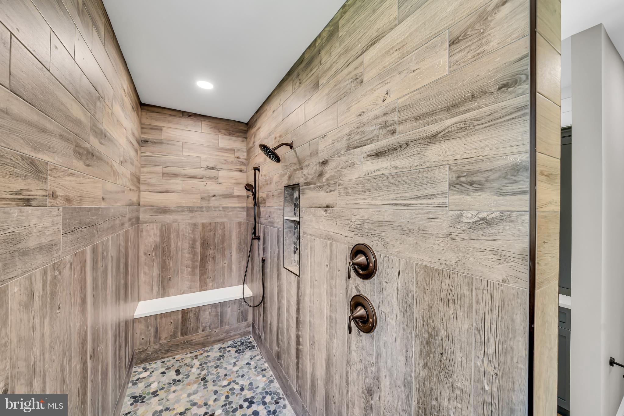 COVE ON HERRING CREEK - Residential