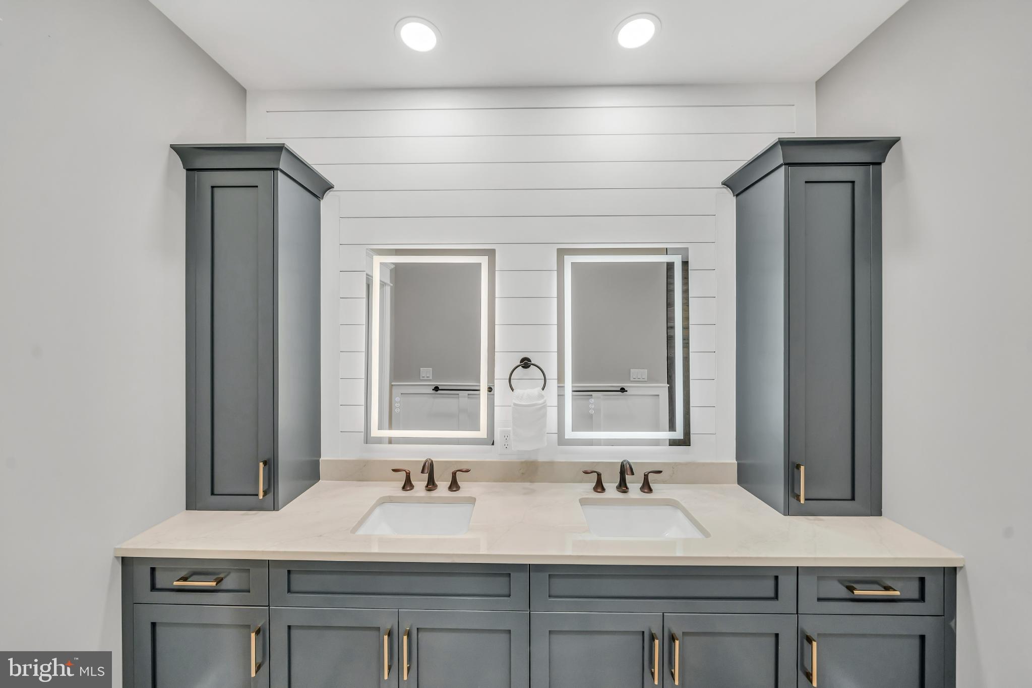 COVE ON HERRING CREEK - Residential