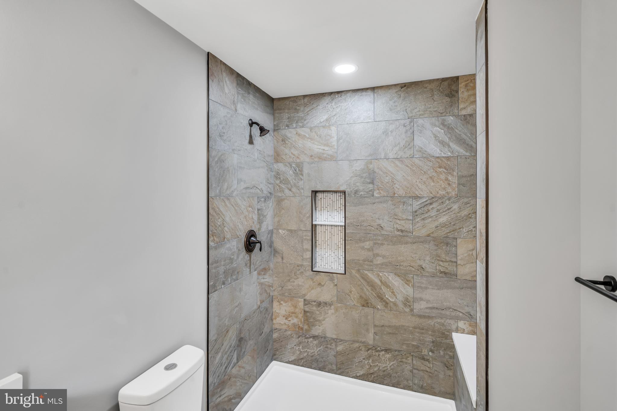 COVE ON HERRING CREEK - Residential