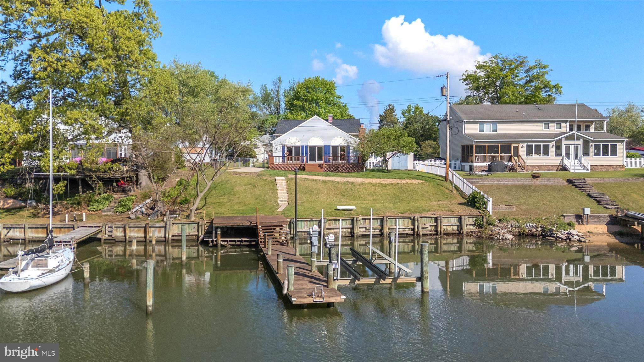 PINE GROVE HOMES - Residential