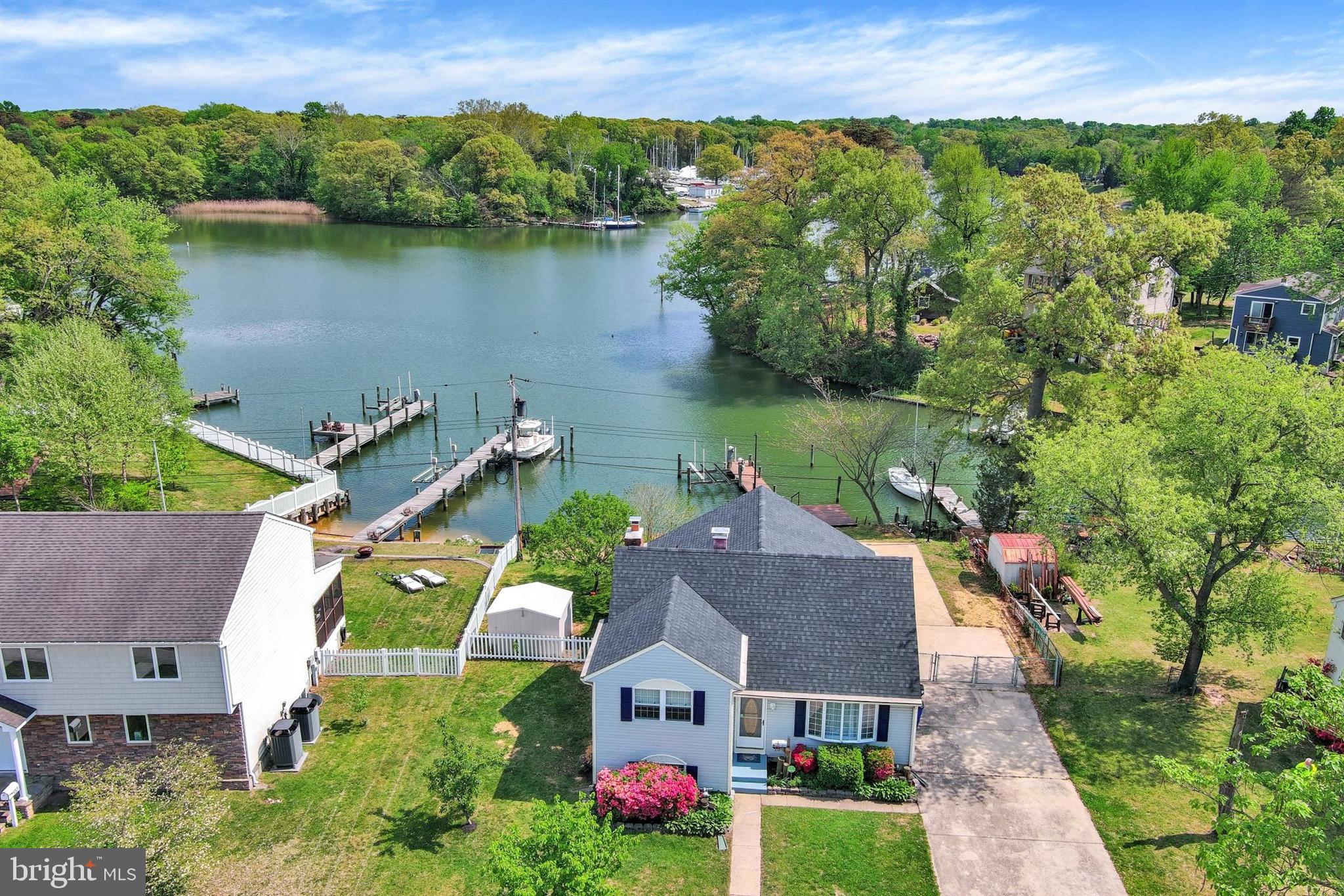 PINE GROVE HOMES - Residential