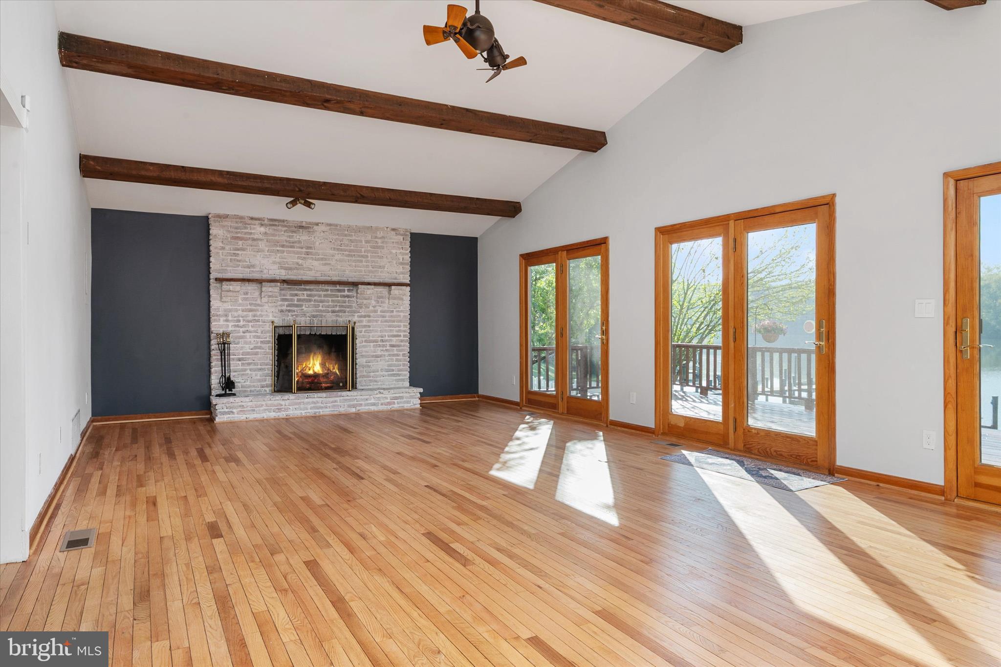 PINE GROVE HOMES - Residential