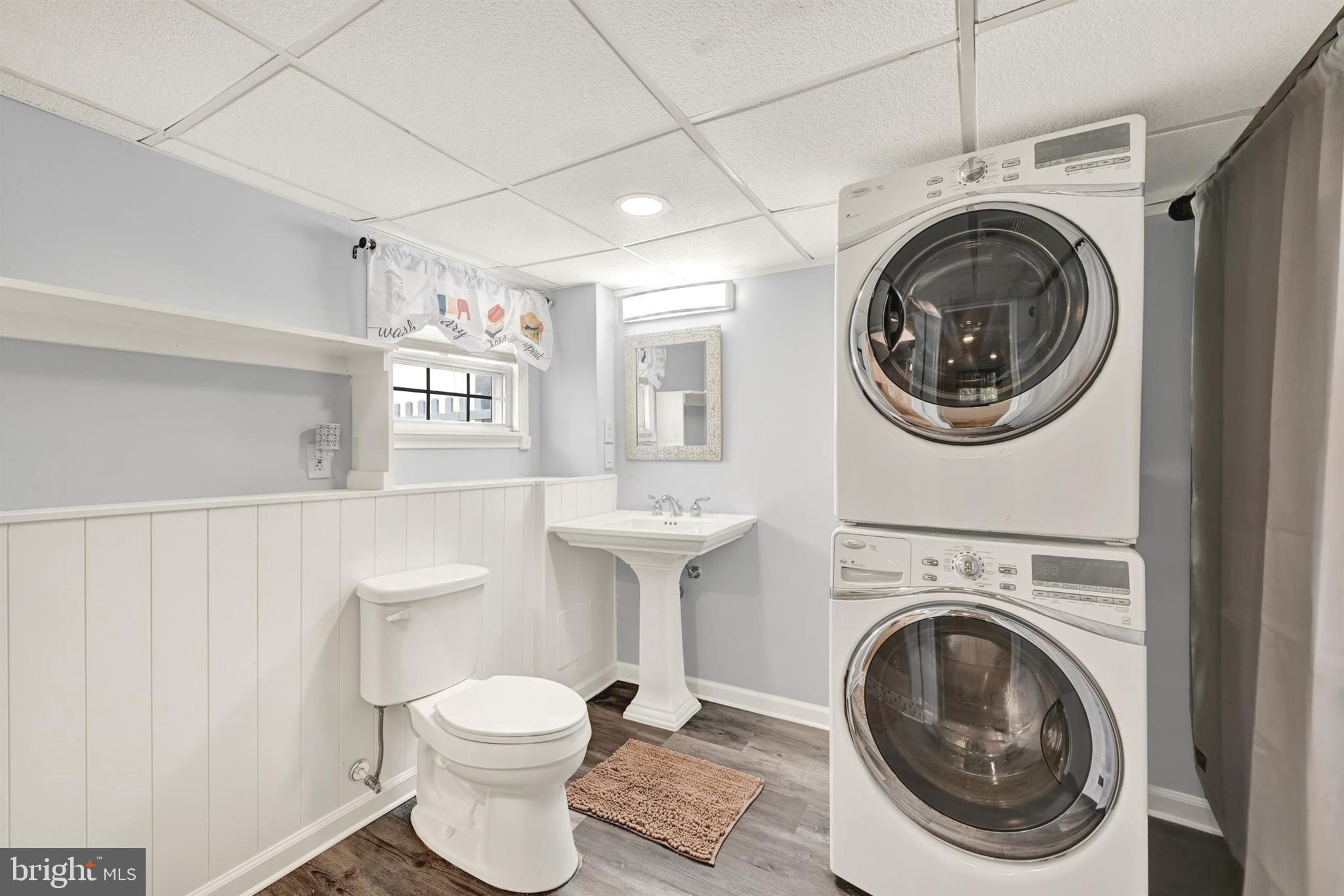 PINE GROVE HOMES - Residential