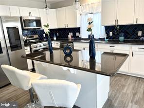 100 N MASSACHUSETTS AVENUE