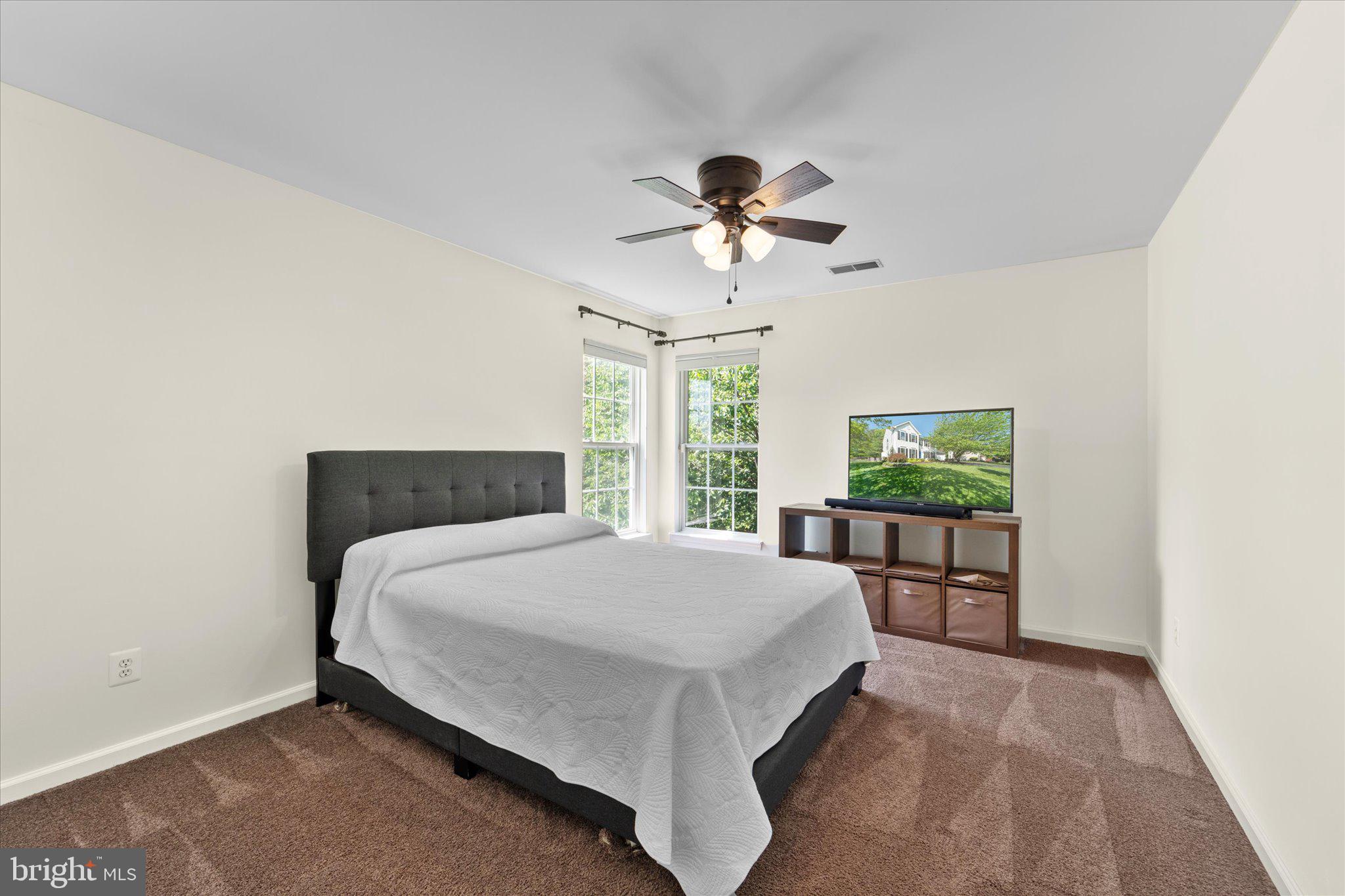 MEADOWBROOK WOODS - Residential